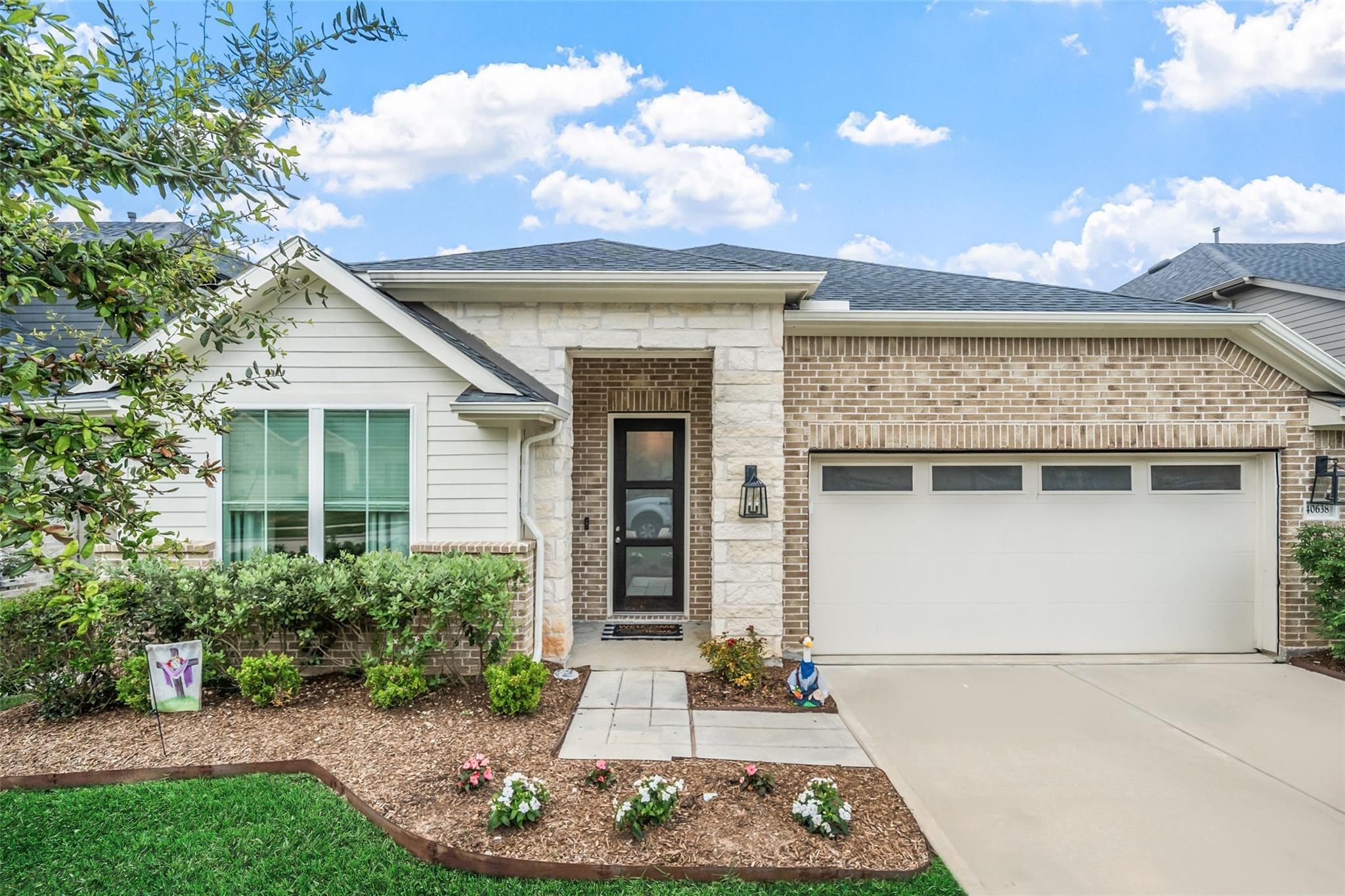 Goldeneye Pl, Magnolia, TX 77354