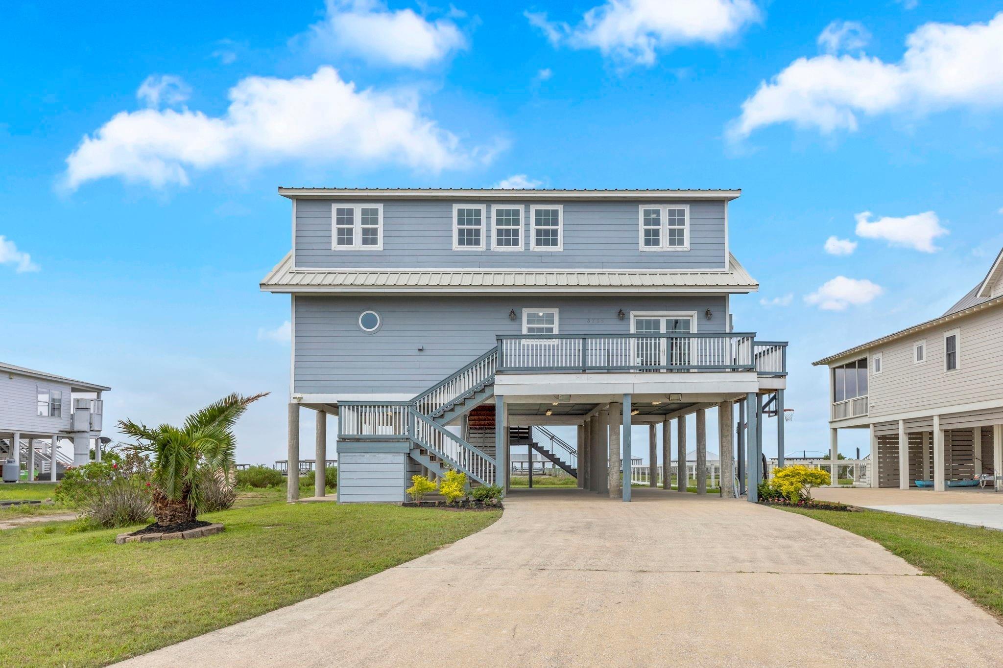 Lake Breeze Rd, Lake Charles, LA 70605