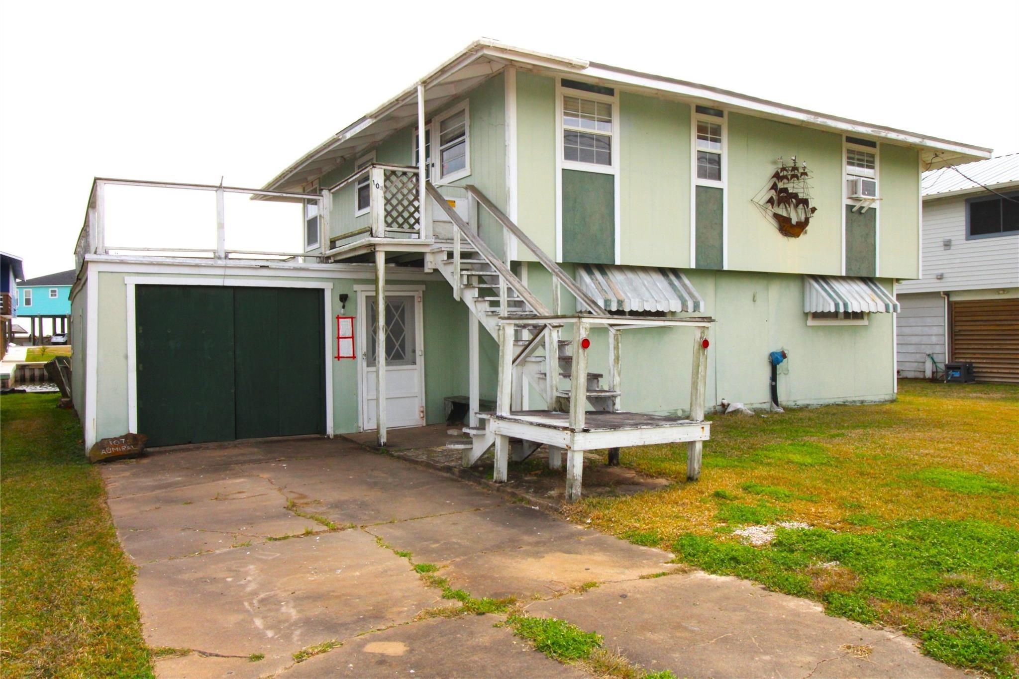 Admiral Ln, Freeport, TX 77541