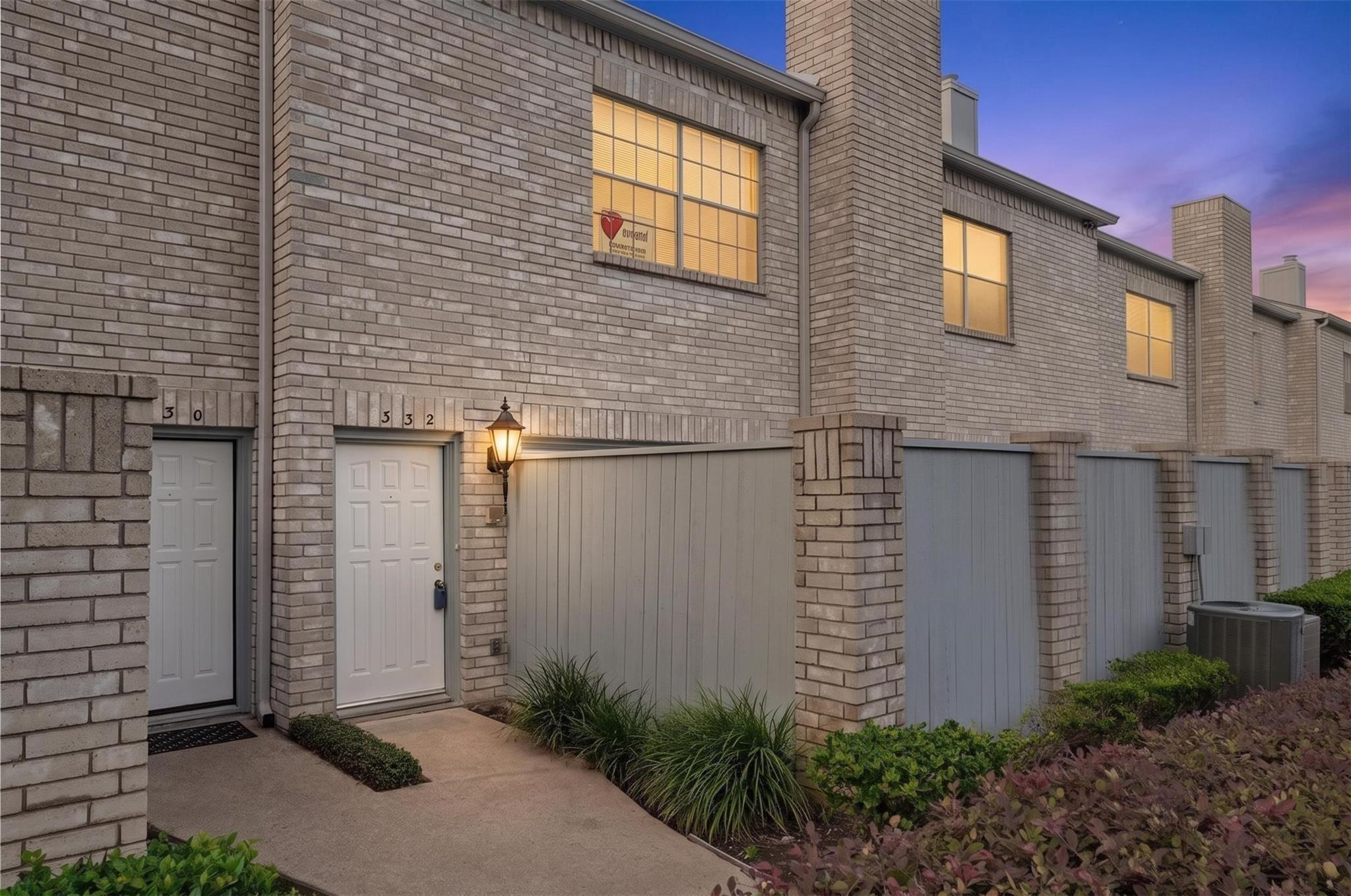 Wilcrest Dr, Houston, TX 77042