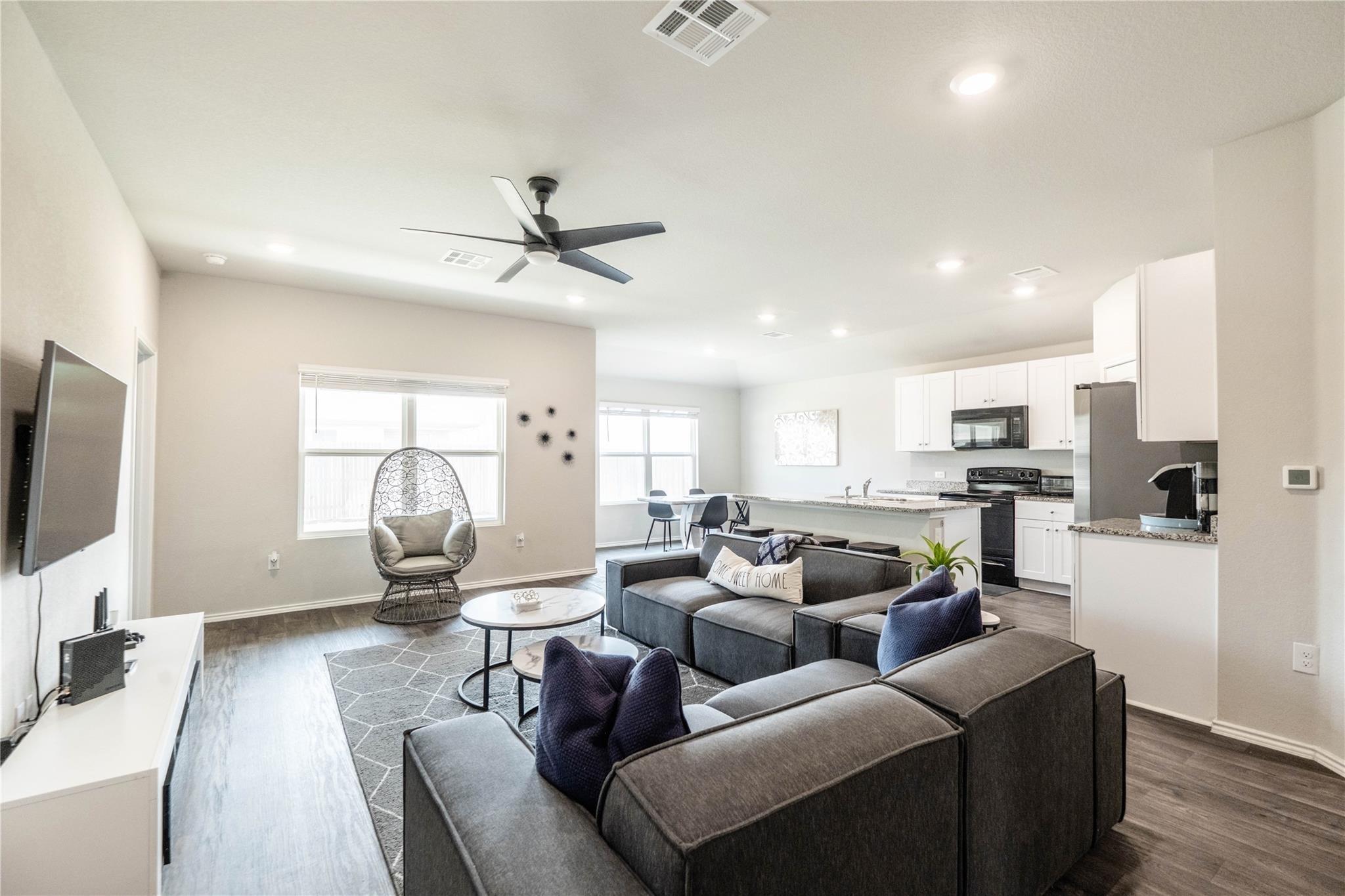 Shanjia Dr, Austin, TX 78724