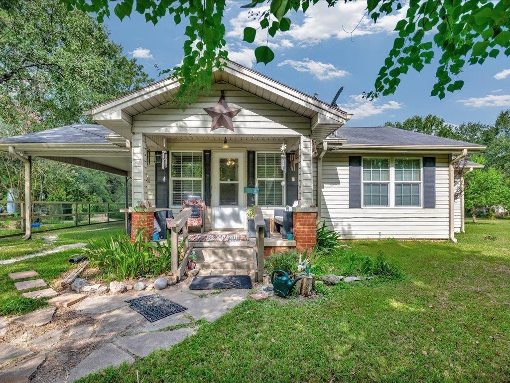 Oscar Berry Rd, Lufkin, TX 75904