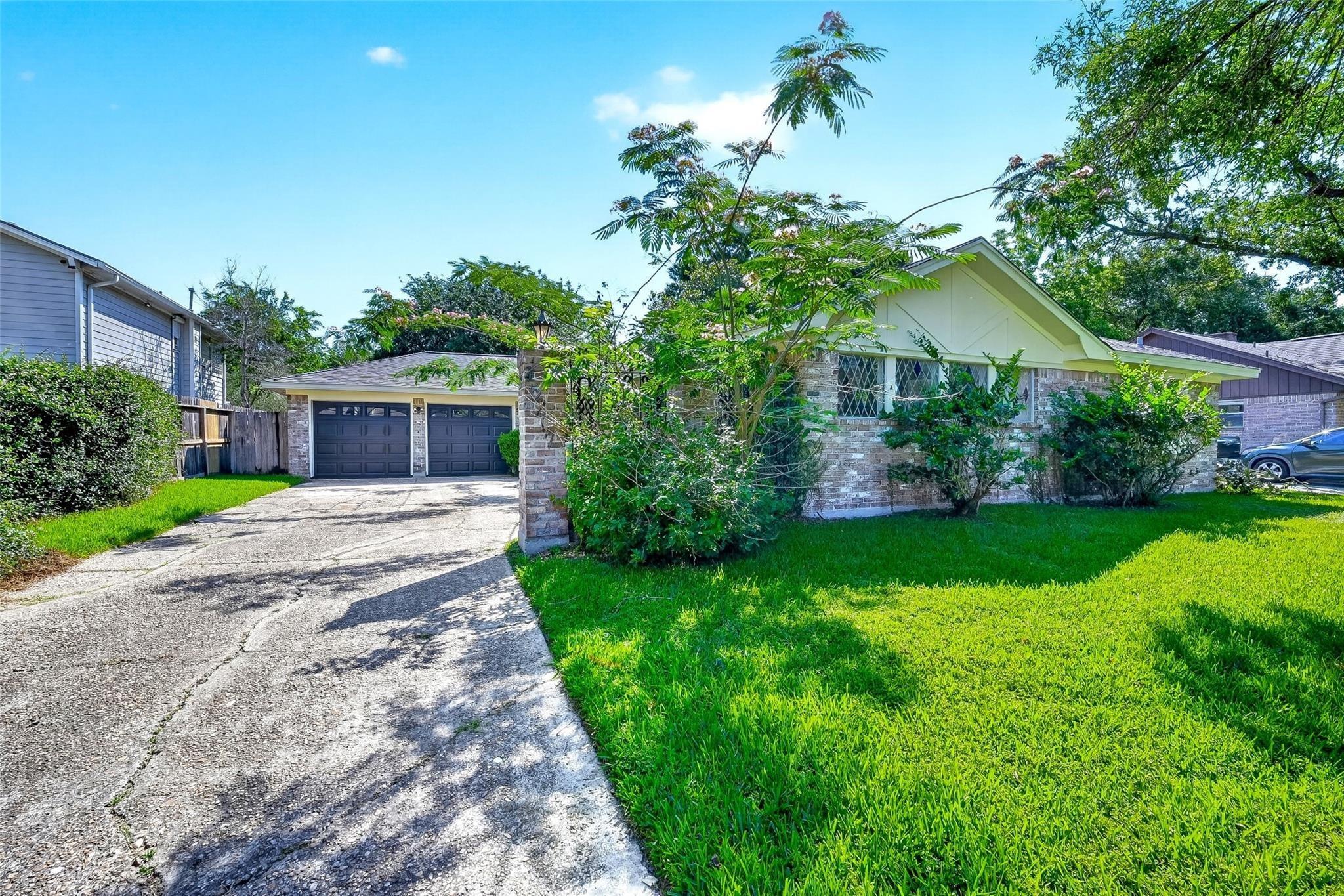 Pleasant Valley Rd, Houston, TX 77062