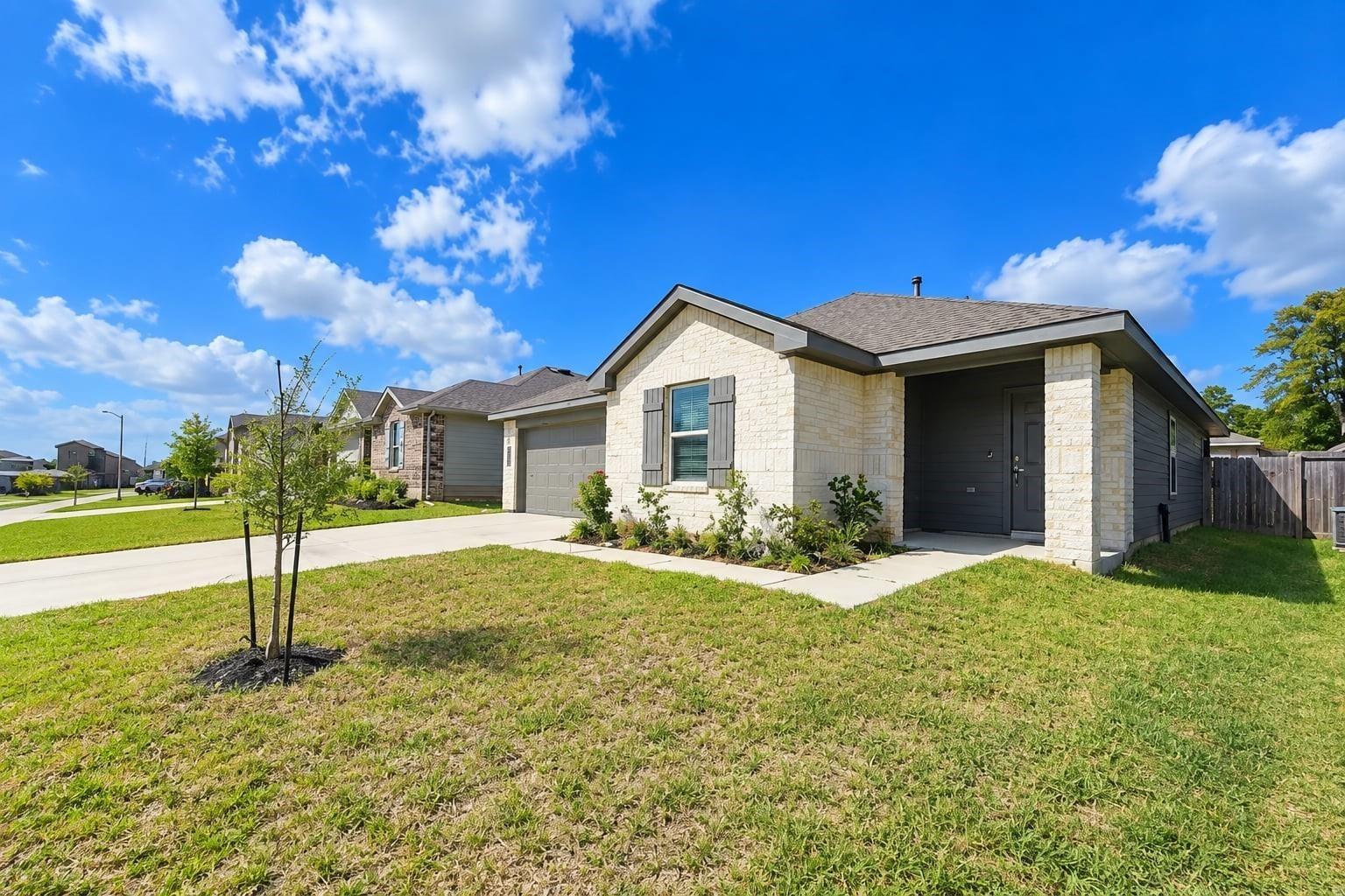 Sapling Pine St, Magnolia, TX 77355