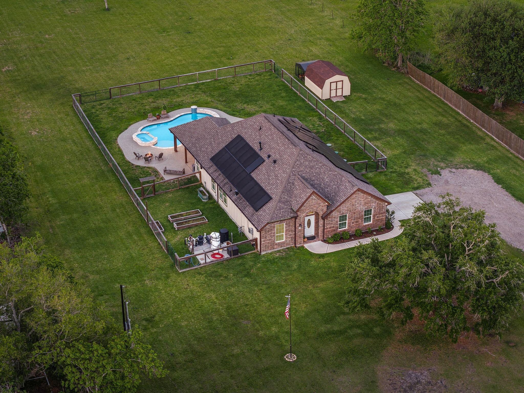 County Road 283, Alvin, TX 77511
