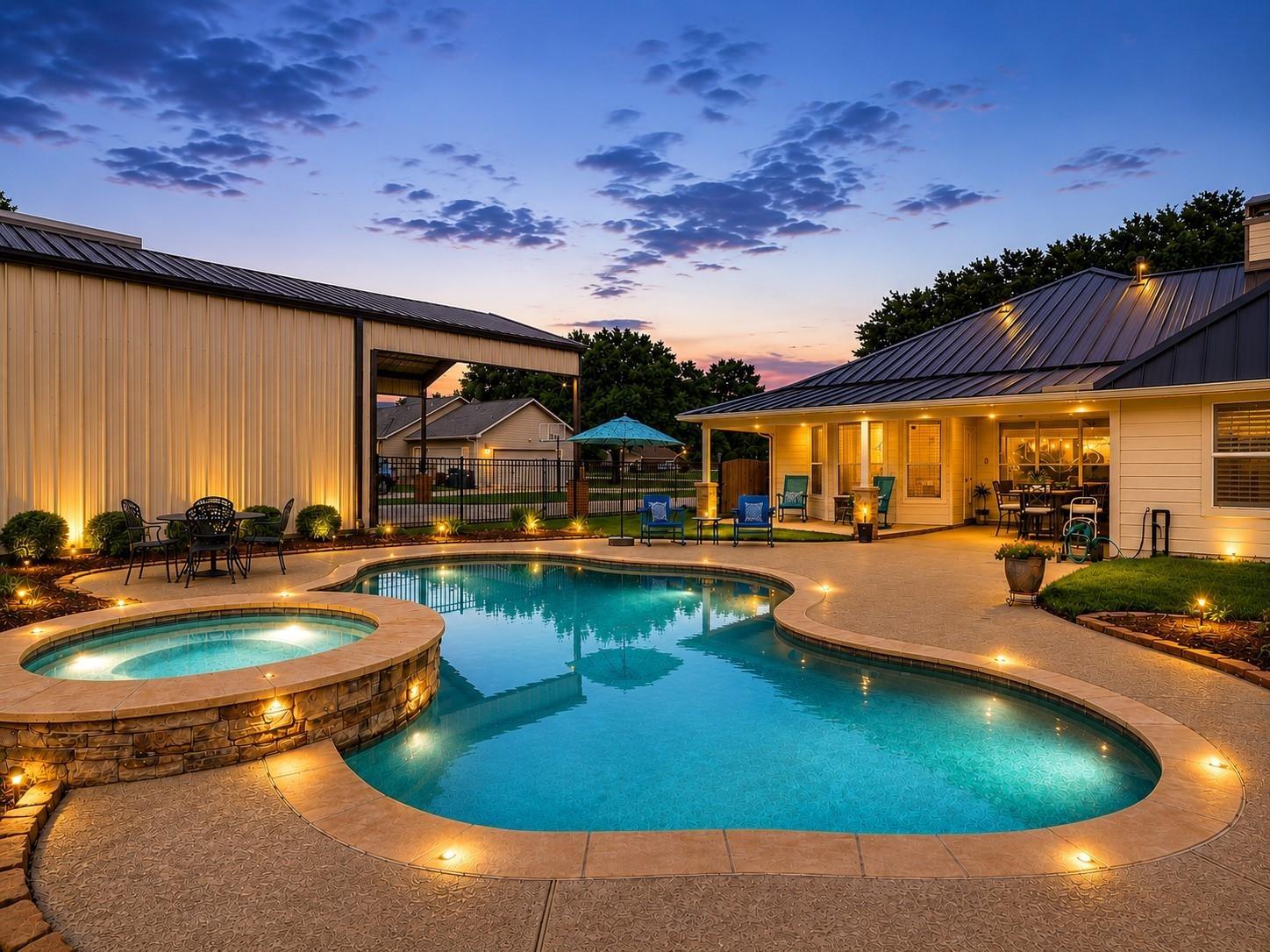 River Bend Dr, Rosenberg, TX 77471