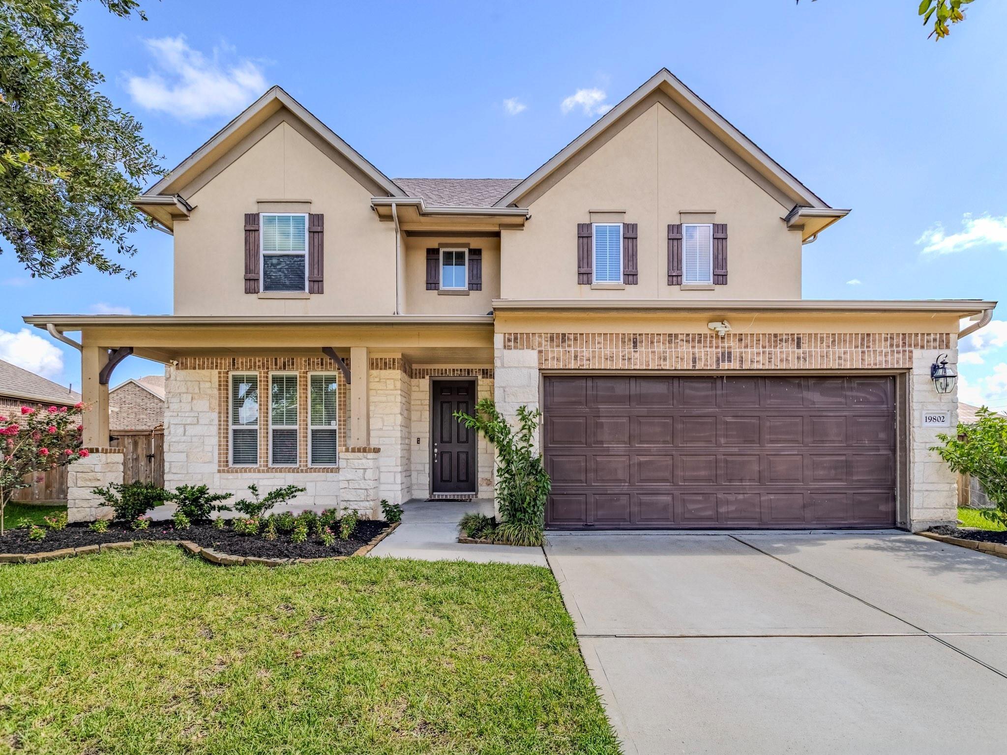 La Portada Dr, Cypress, TX 77433