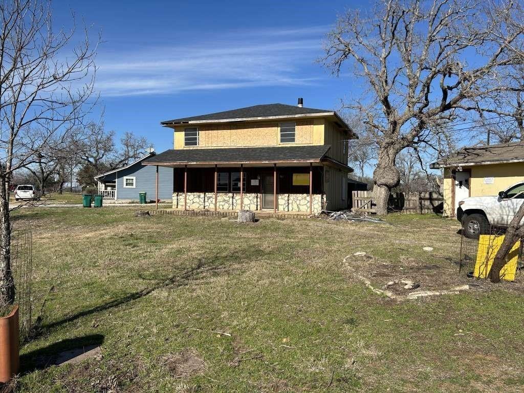 Oak Ln, Cottonwood Shores, TX 78657