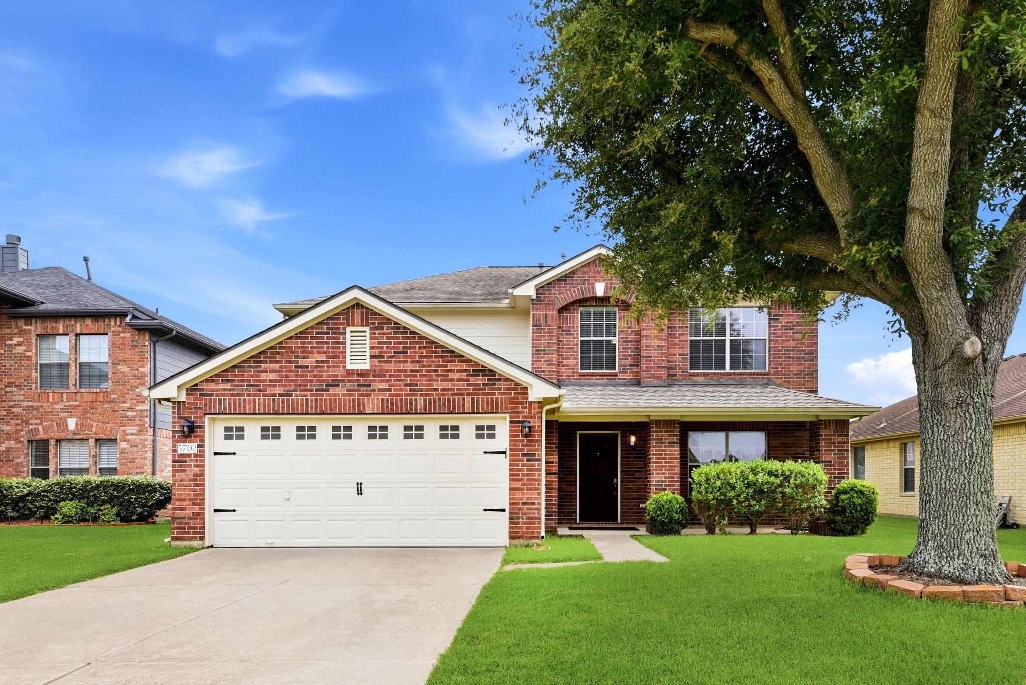 Taylan Ln, Rosenberg, TX 77471
