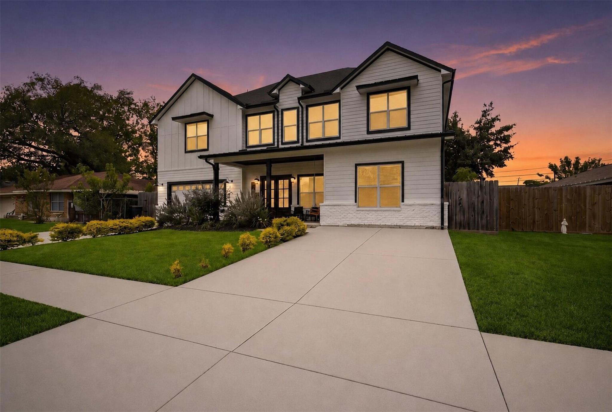 Longridge Dr, Houston, TX 77055