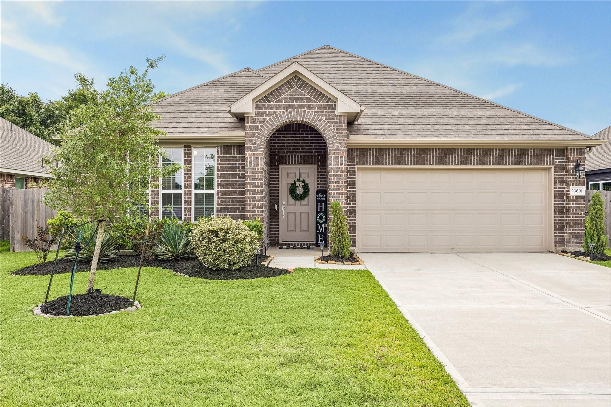 Zinfandel Dr, Alvin, TX 77511