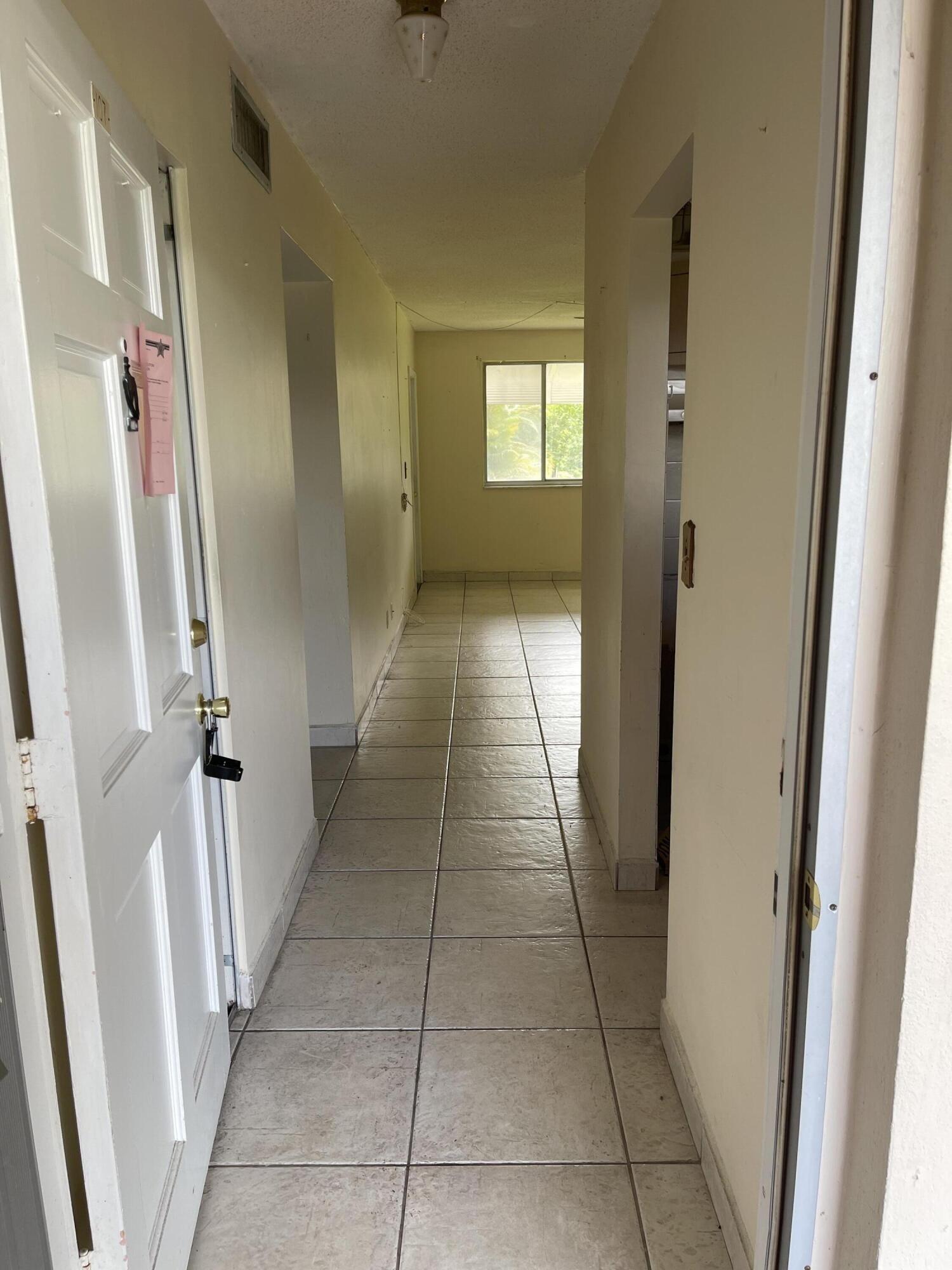 Garden Dr S, Lake Worth, FL 33461