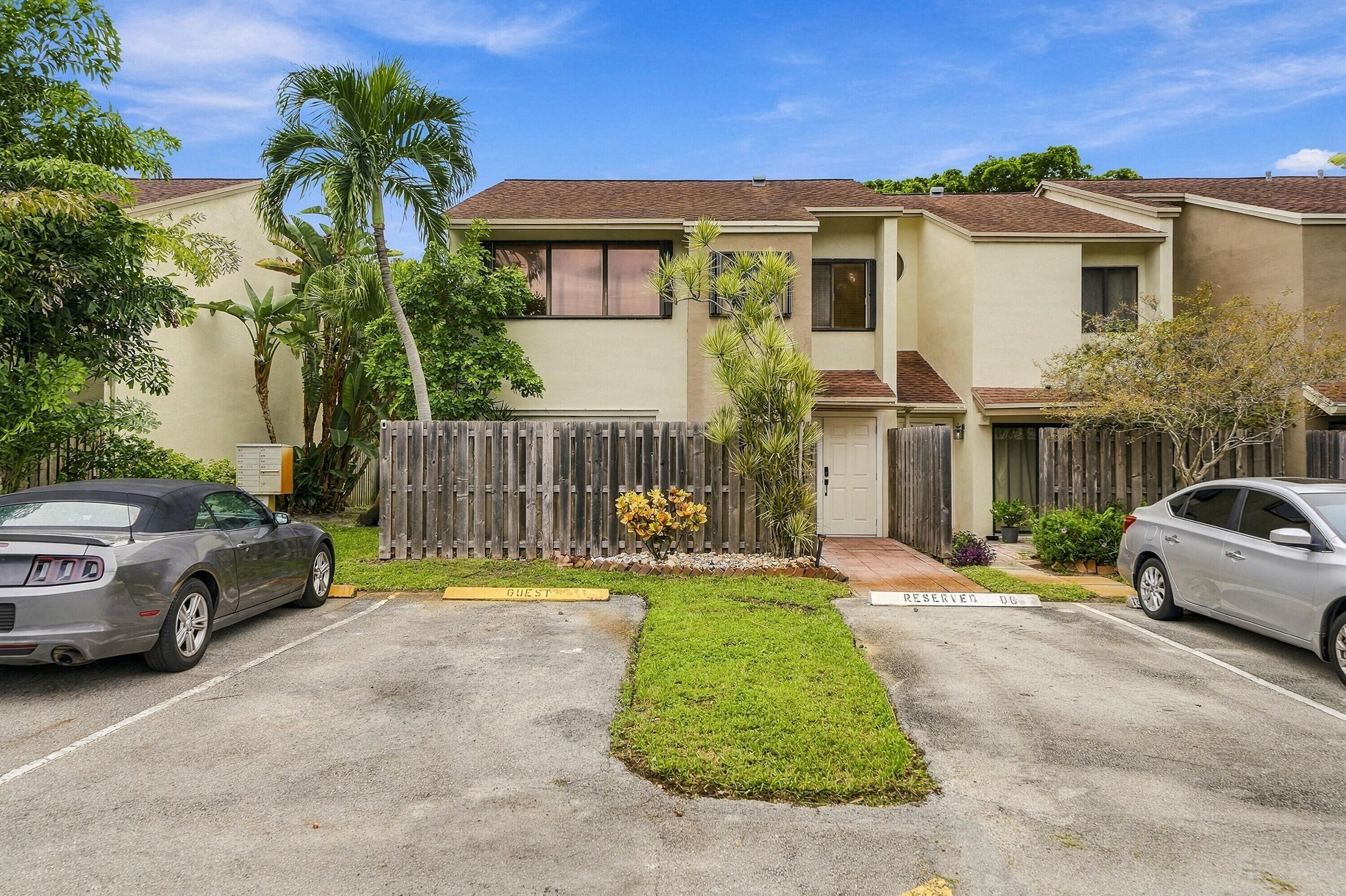 City View Dr, Fort Lauderdale, FL 33311