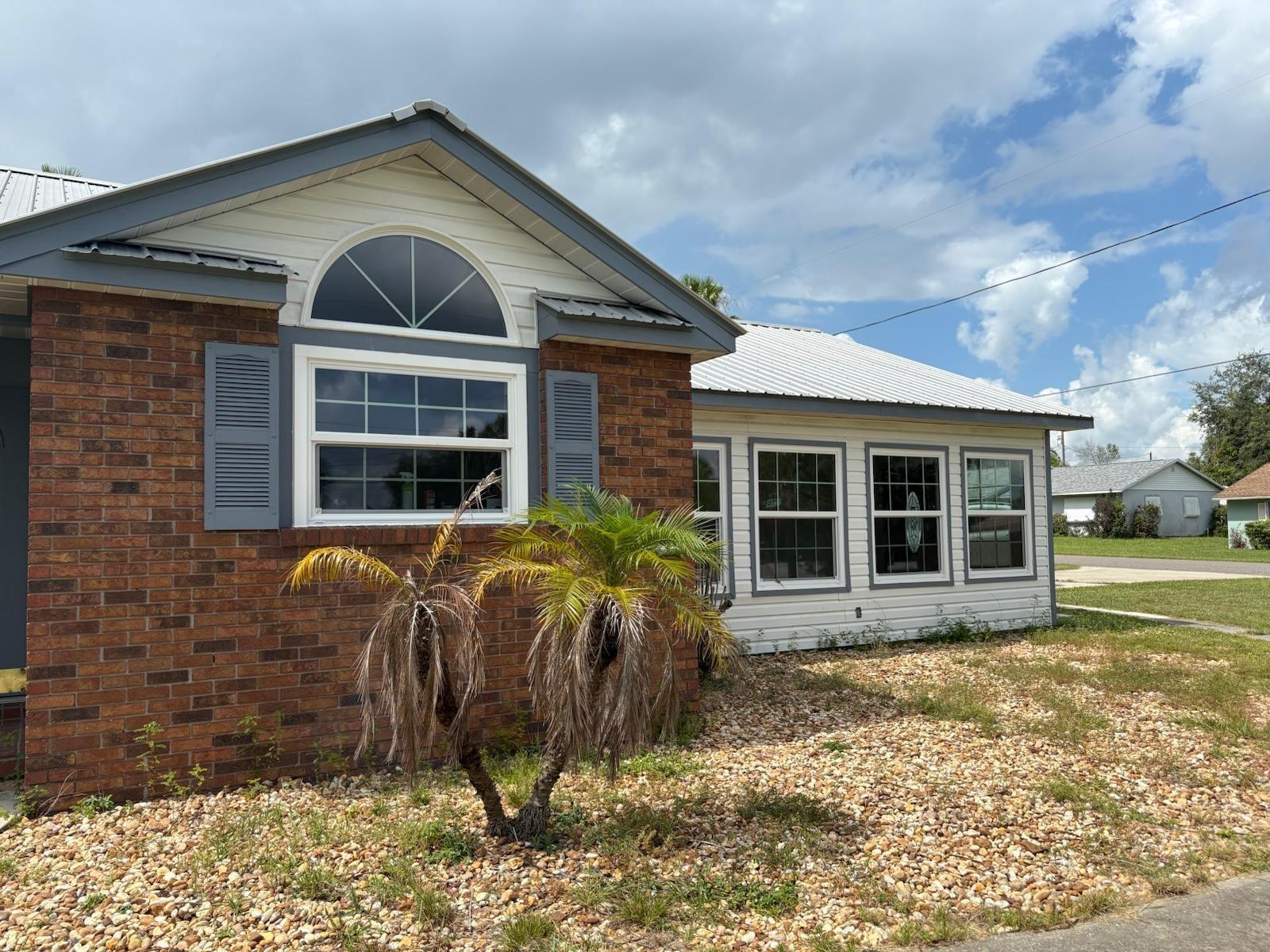 Roberta Ave, Sebring, FL 33870