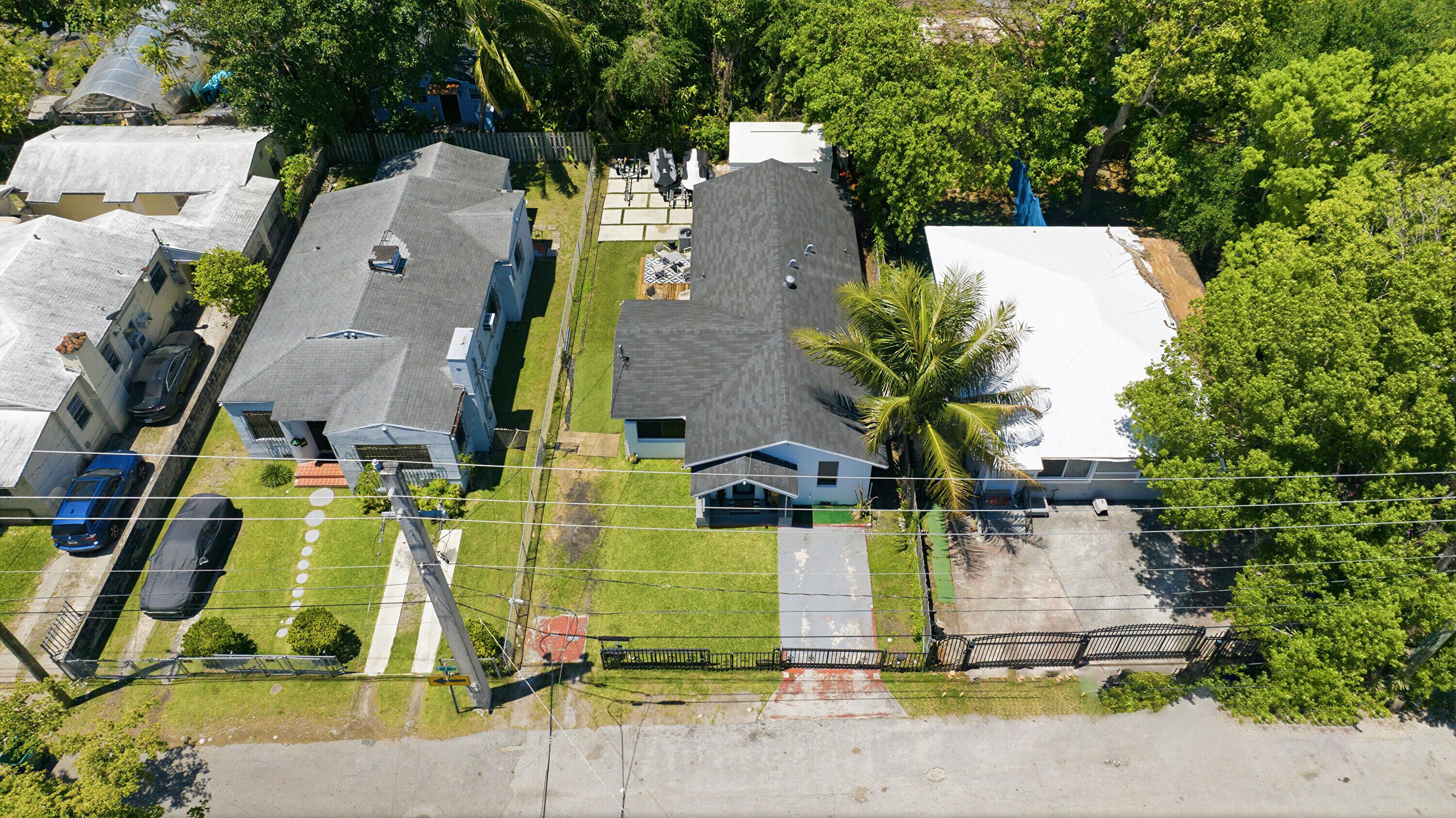 Ne 1st Ct, Miami, FL 33138