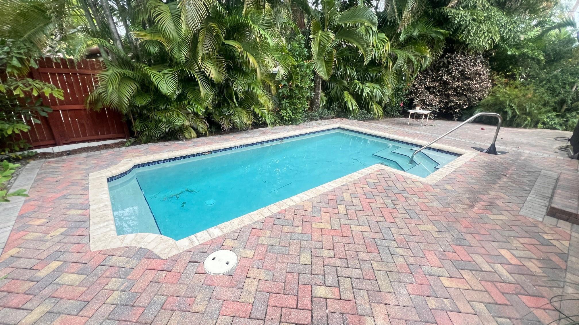 Ne 21st St, Fort Lauderdale, FL 33305