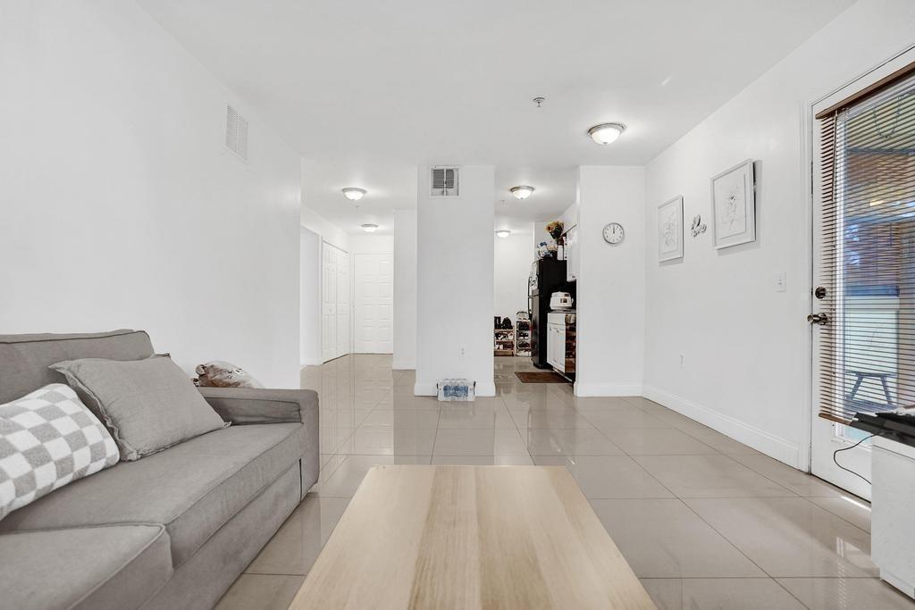 N Congress Ave, Boynton Beach, FL 33426