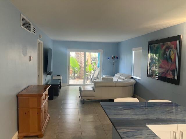 Ne 51st St, Fort Lauderdale, FL 33308
