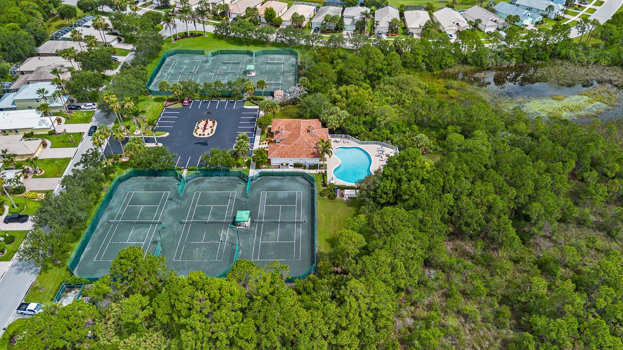Nw Deer Oak Dr, Jensen Beach, FL 34957