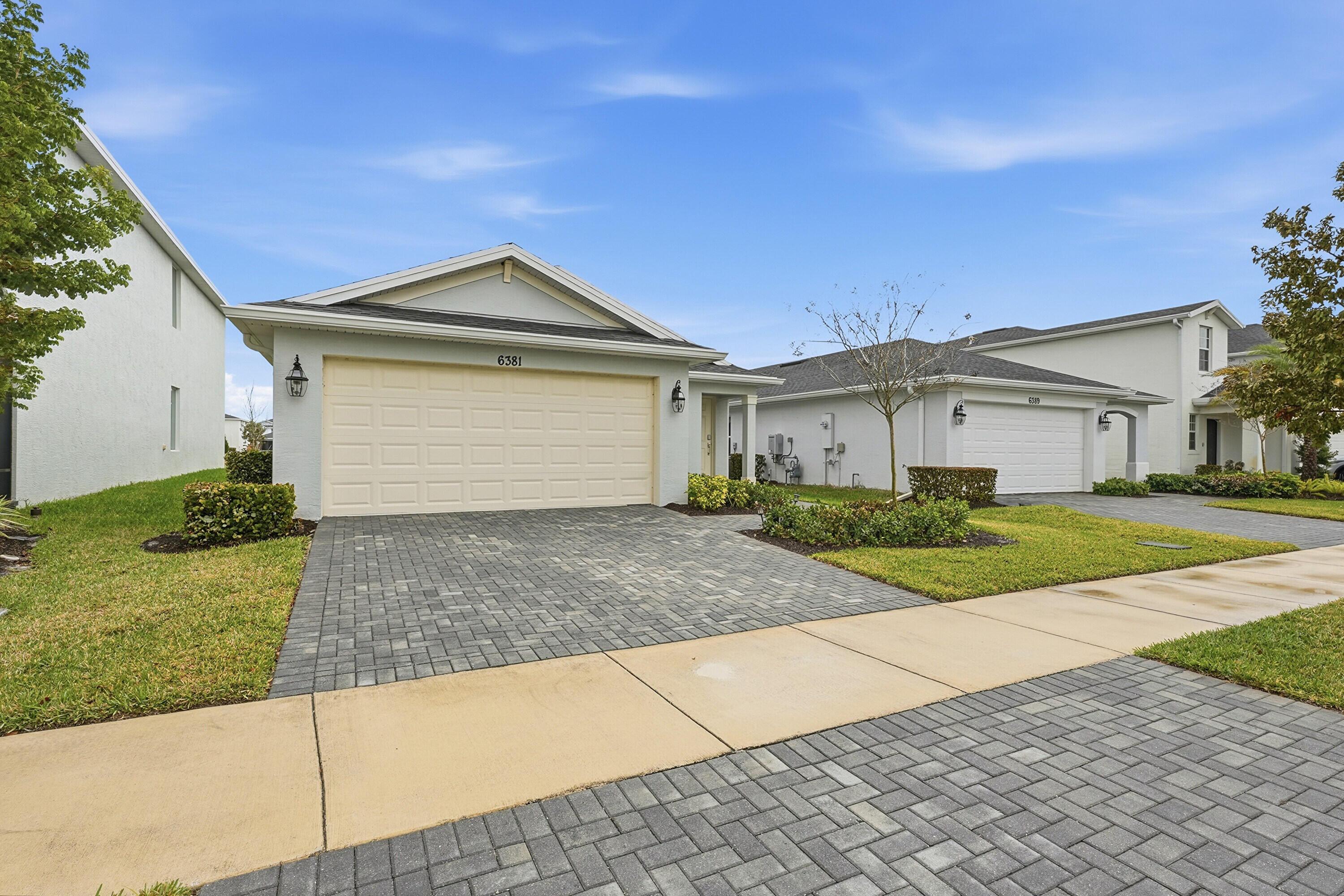 Nw Leafmore Ln, Port Saint Lucie, FL 34987