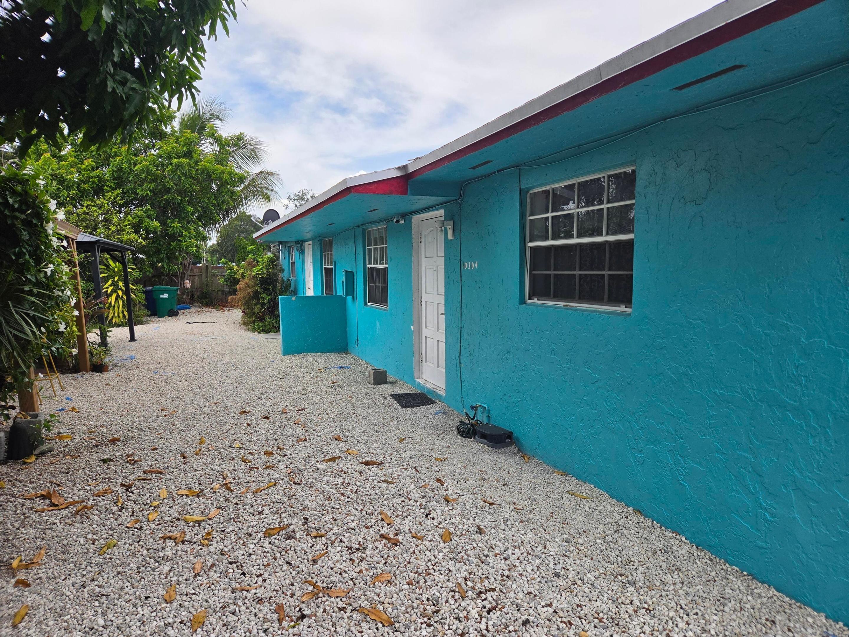 Nw 10th Ave, Miami, FL 33150