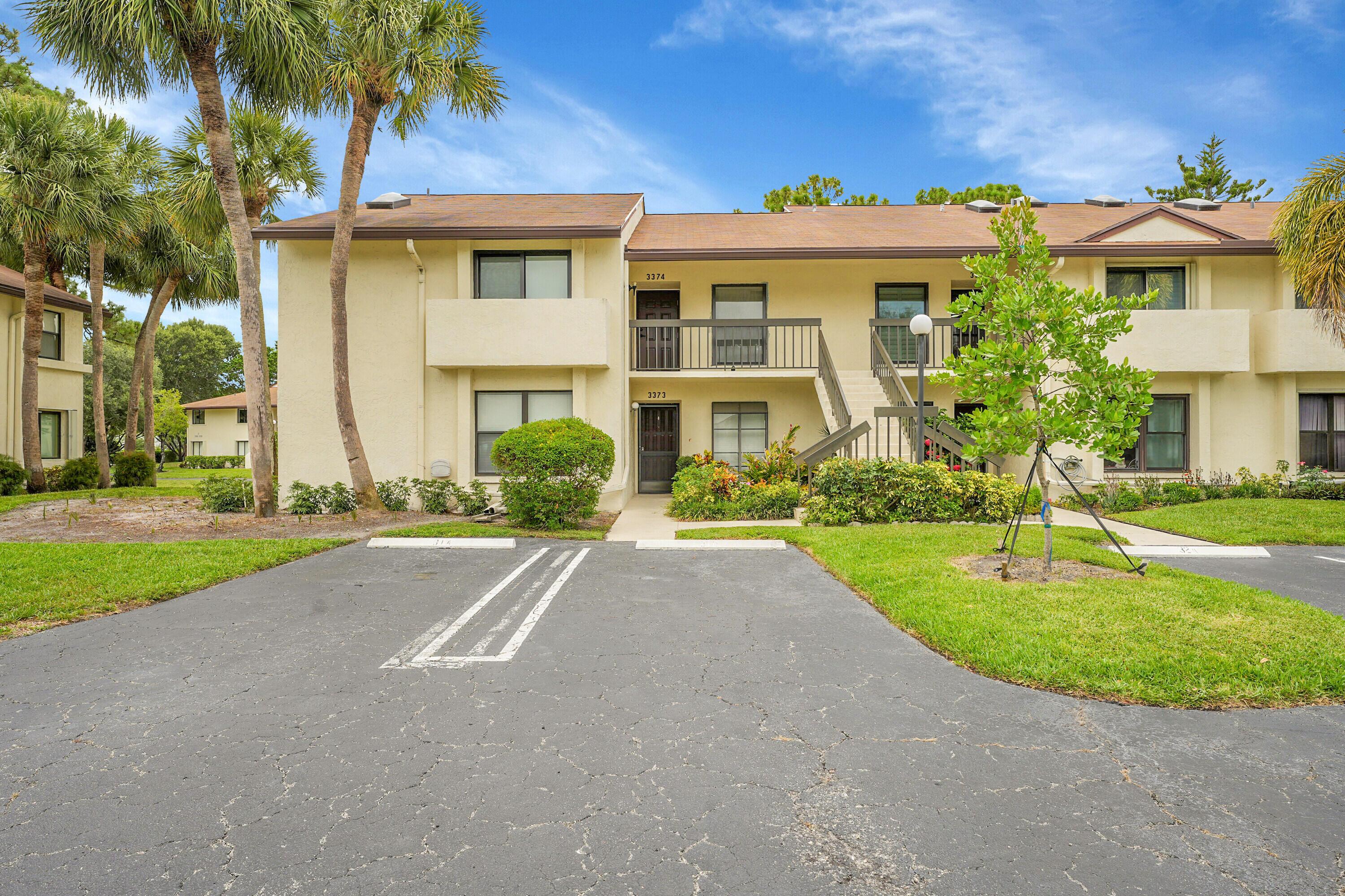 Lucerne Park Dr, Greenacres, FL 33467