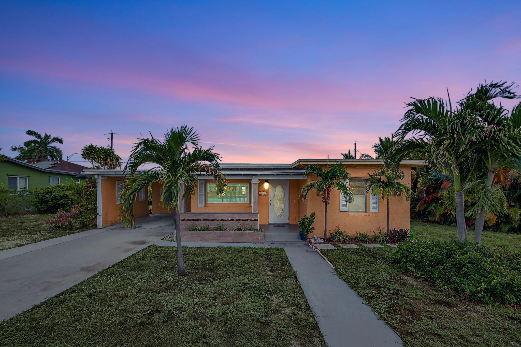 W 7th St, Riviera Beach, FL 33404