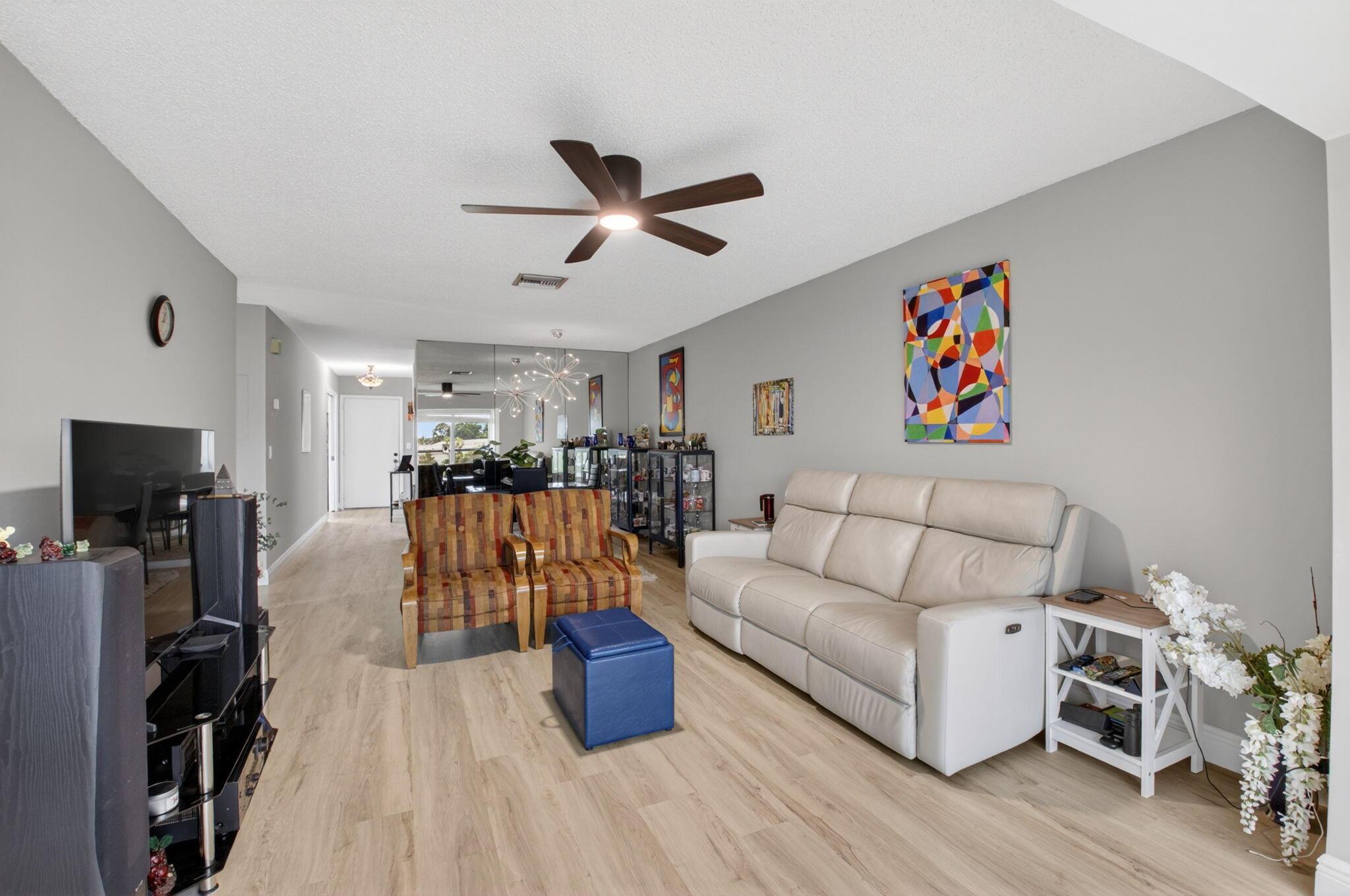 Flora Pl, Delray Beach, FL 33484