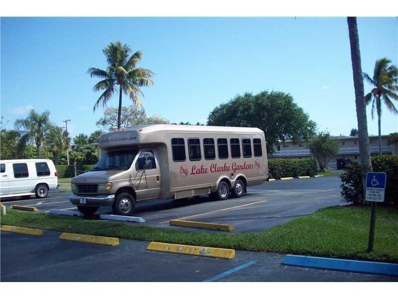 Garden Dr S, Lake Worth, FL 33461