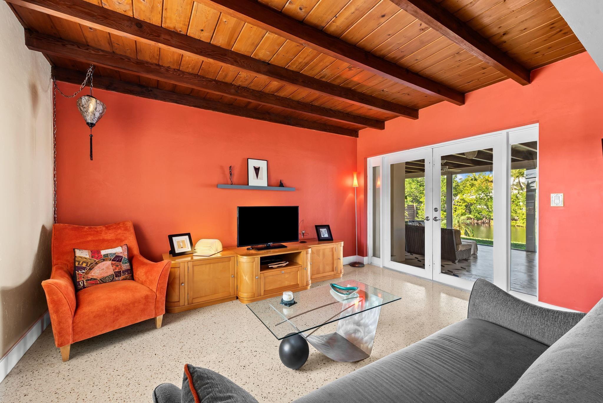 Grant St, Hollywood, FL 33019
