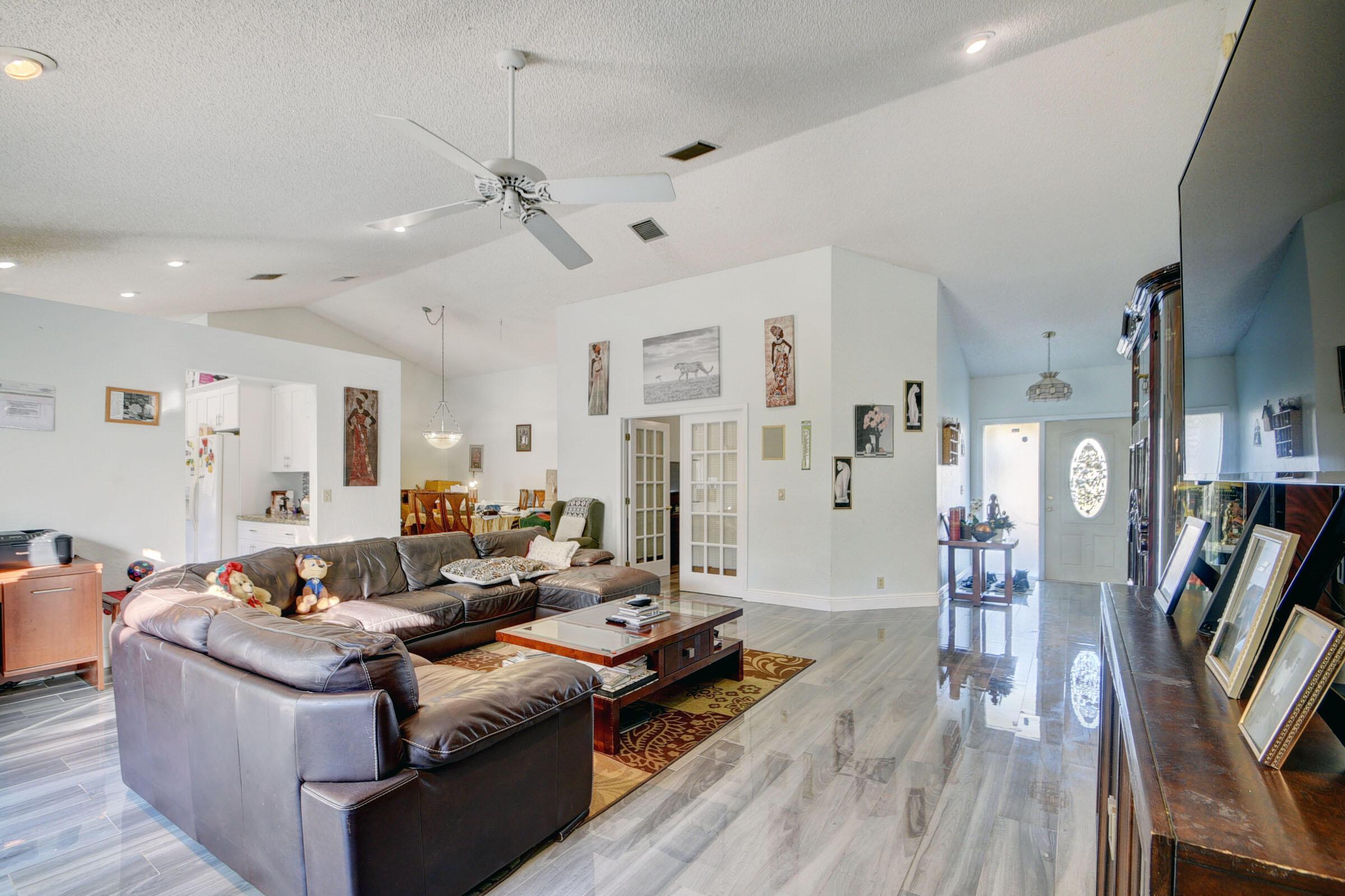 Majestic Way, Boynton Beach, FL 33437