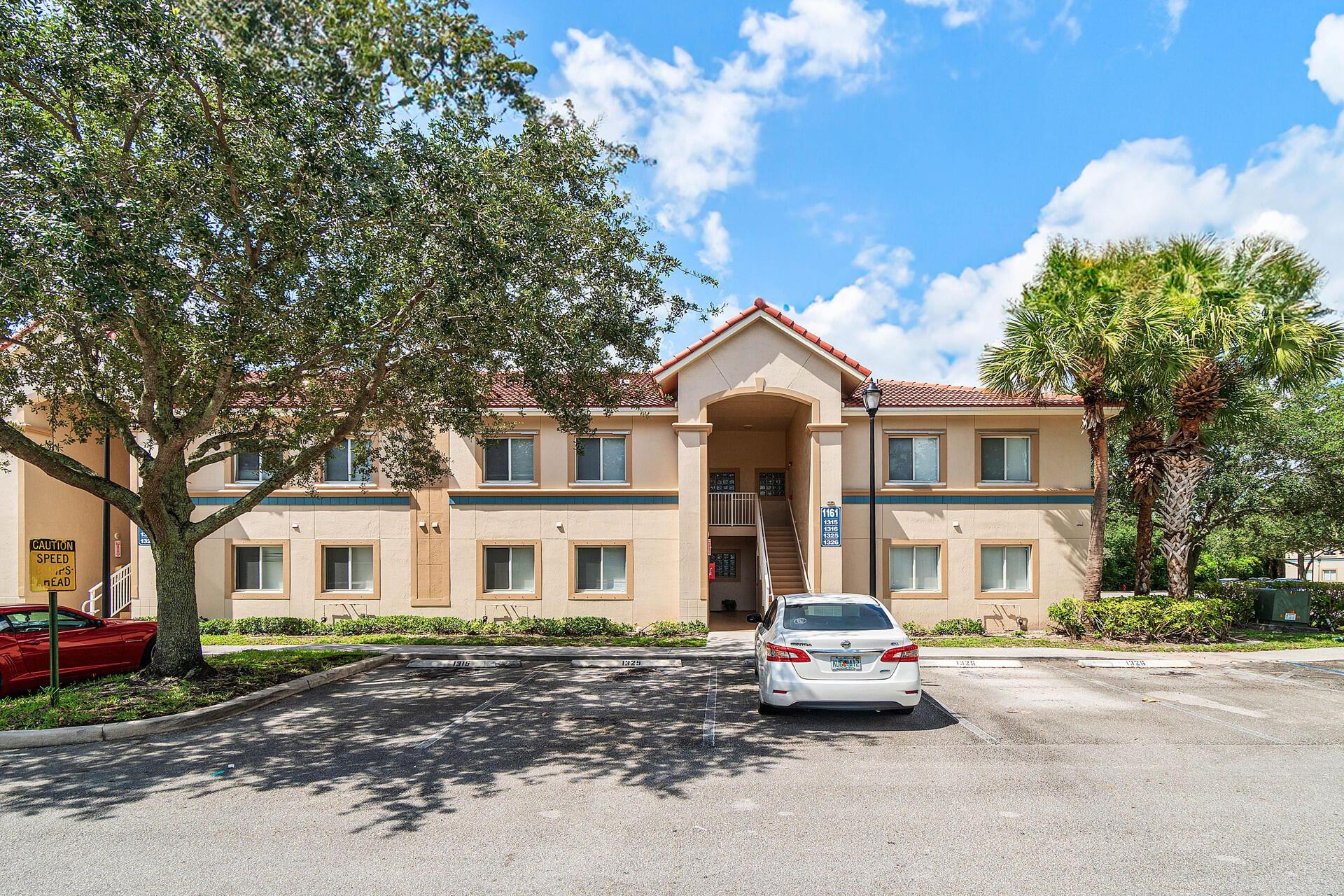 Golden Lakes Blvd, West Palm Beach, FL 33411