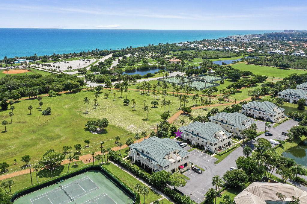 Bella Vista Ct N, Jupiter, FL 33477