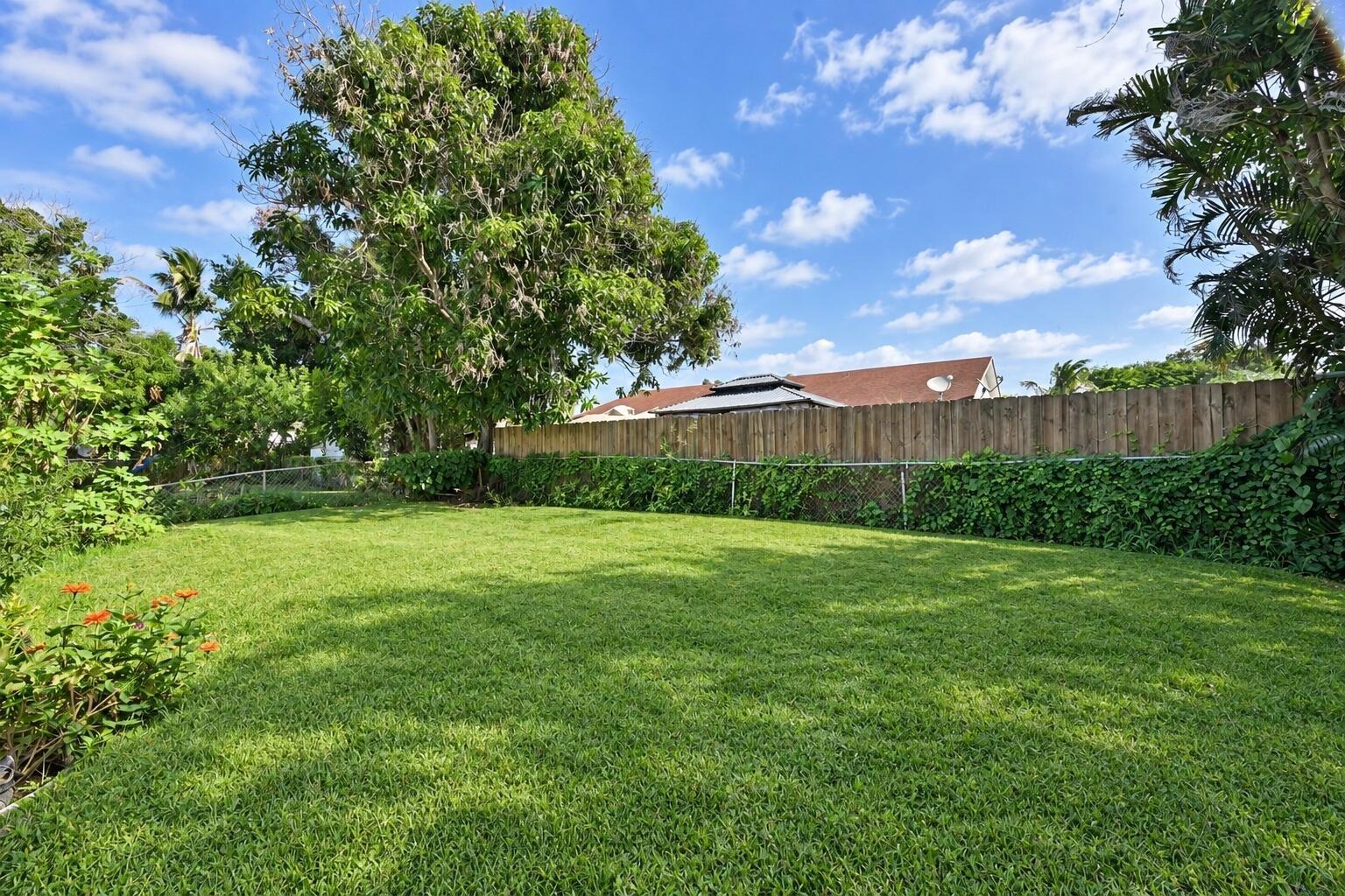 Se Roaring Brook Way, Stuart, FL 34997