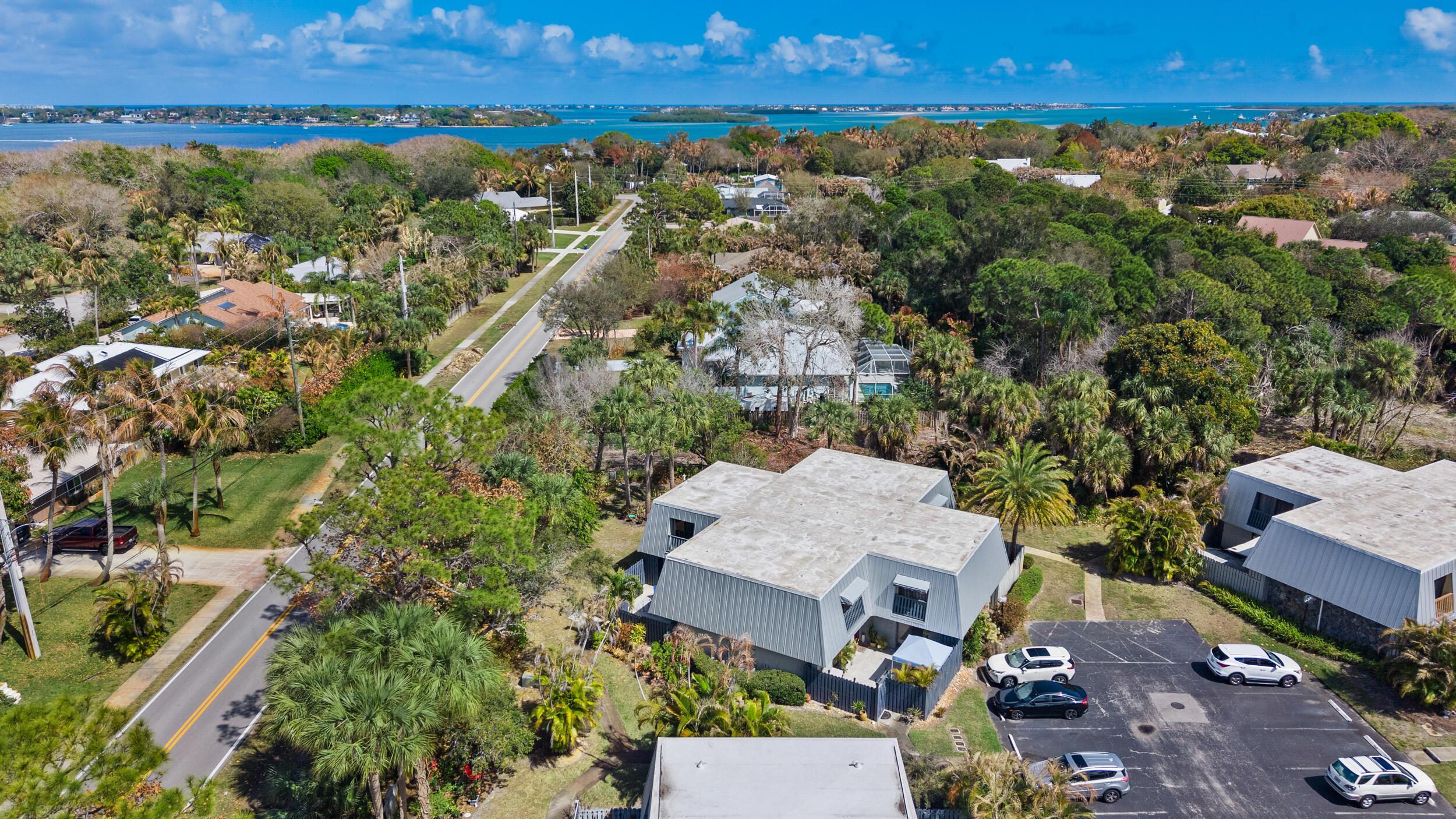 Se Jefferson St, Stuart, FL 34997