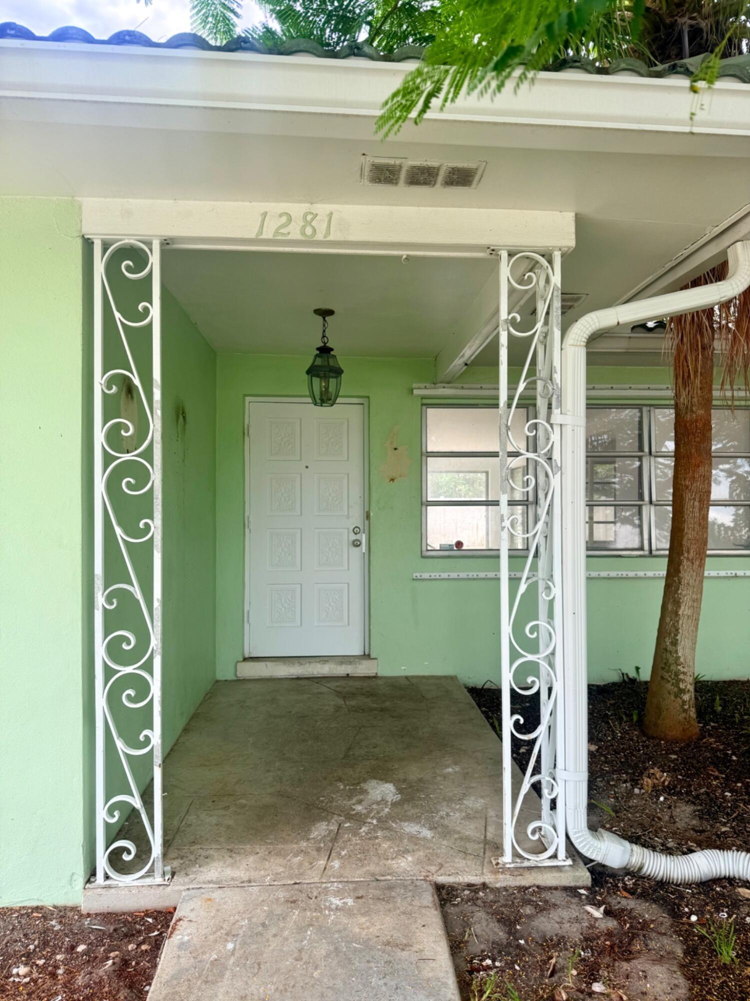 Morse Blvd, Riviera Beach, FL 33404