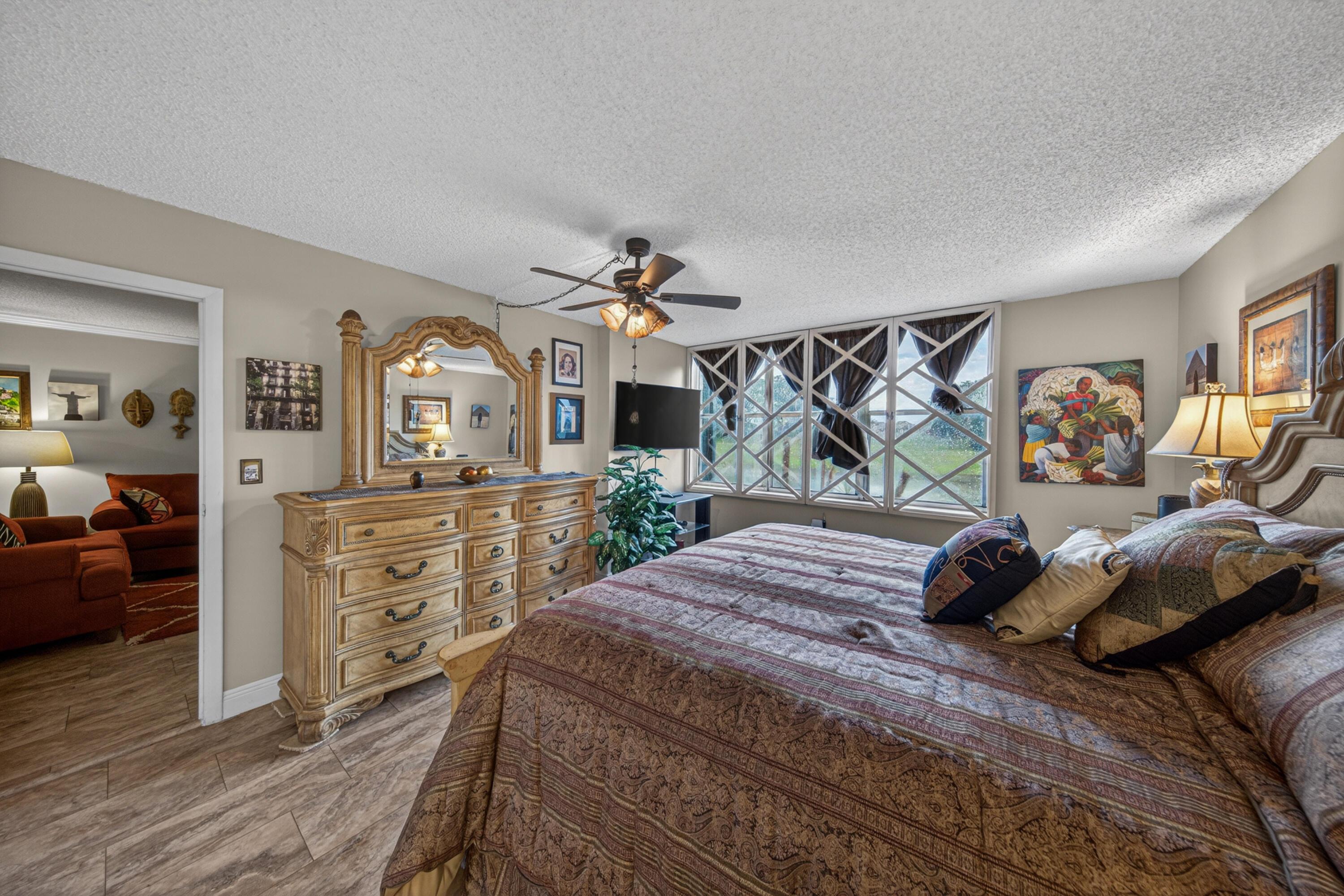 Environ Blvd, Lauderhill, FL 33319