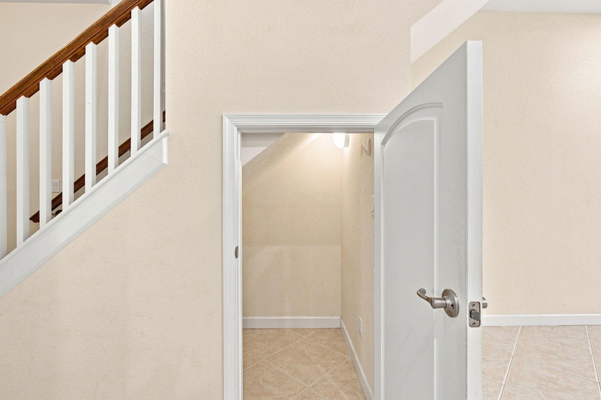 Nw Helmsdale Way, Port Saint Lucie, FL 34983