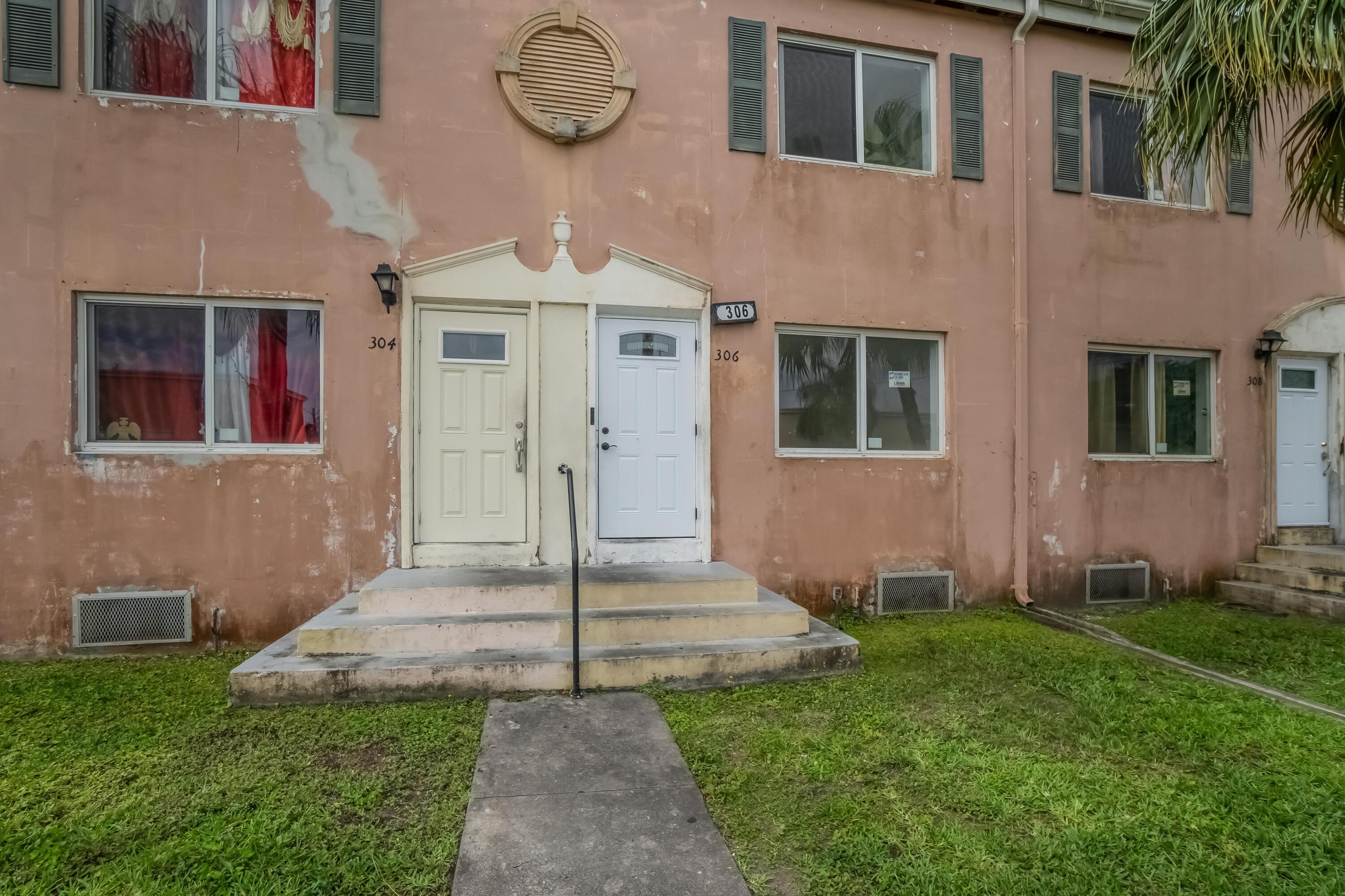 Nw 84th Ter, Miami, FL 33150
