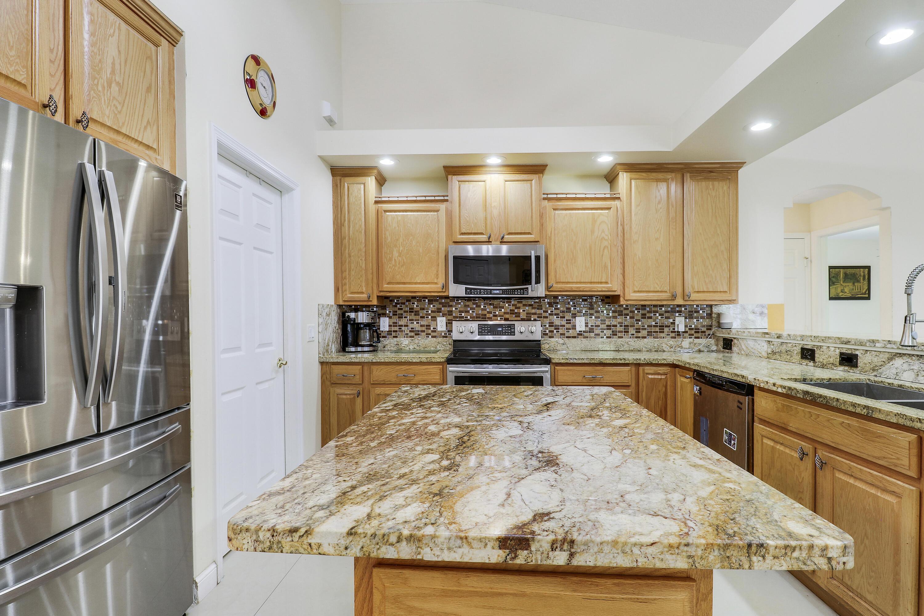 Sw Aladdin St, Port Saint Lucie, FL 34953
