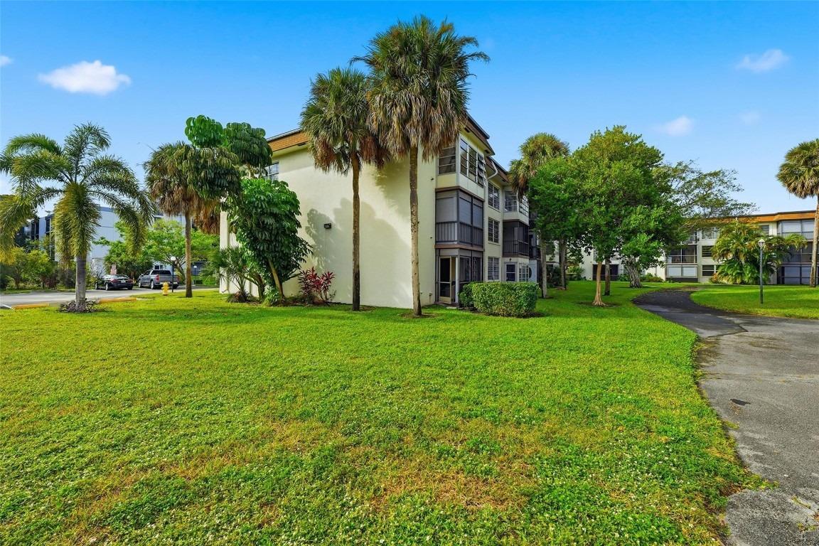 Nw 17th St, Plantation, FL 33313