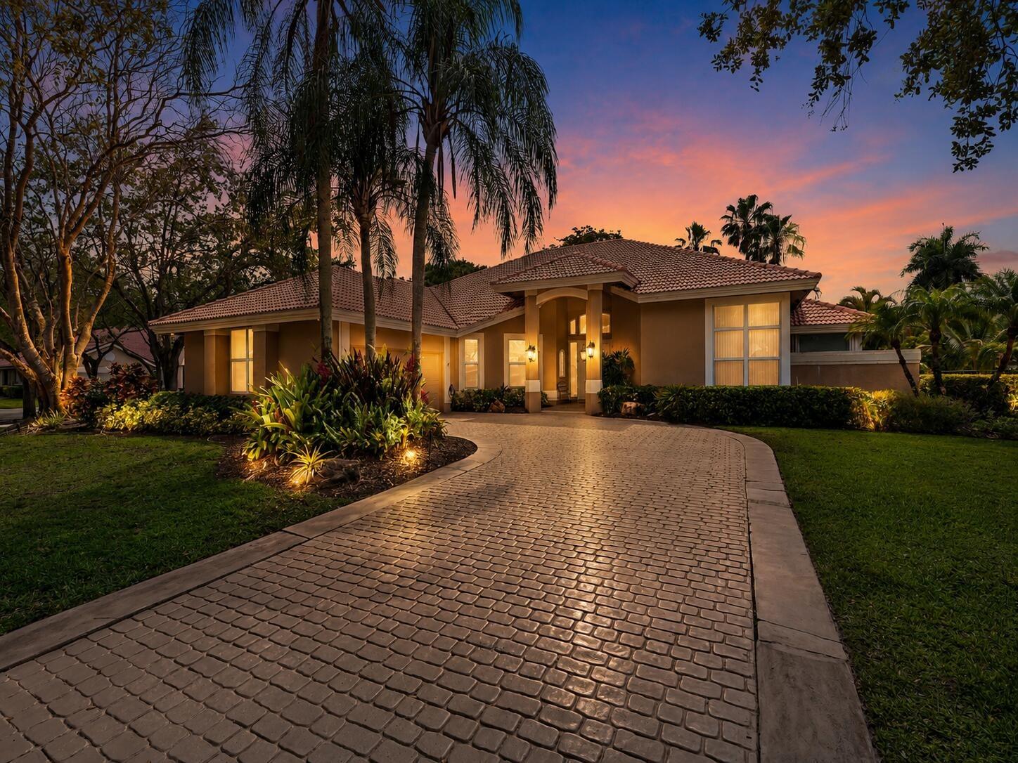 Manor Dr S, Weston, FL 33326
