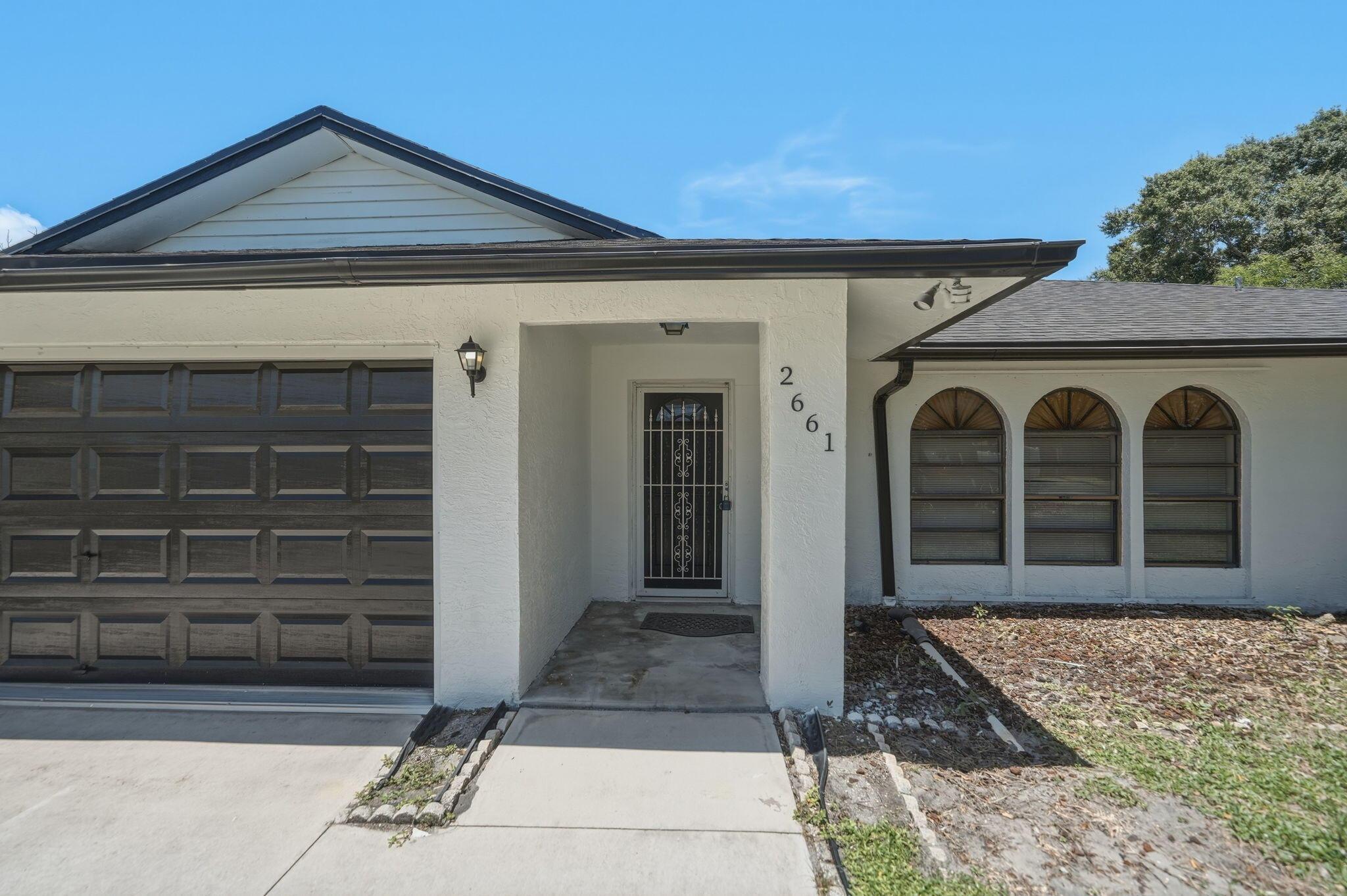 Se Osage Ave, Port Saint Lucie, FL 34952