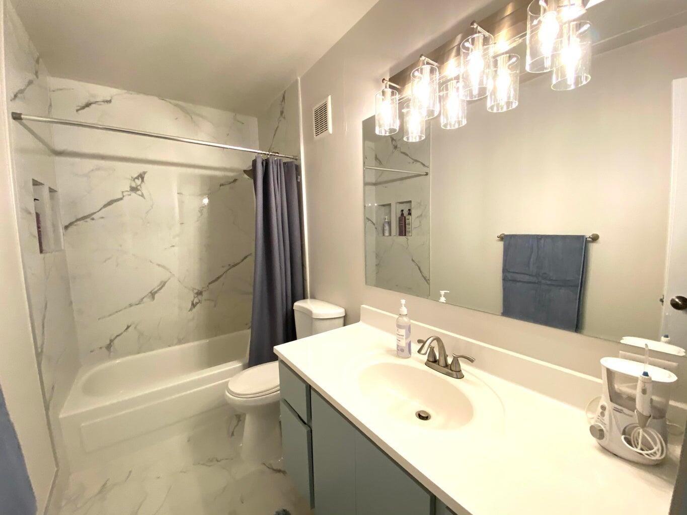 Essex Ct, Royal Palm Beach, FL 33411