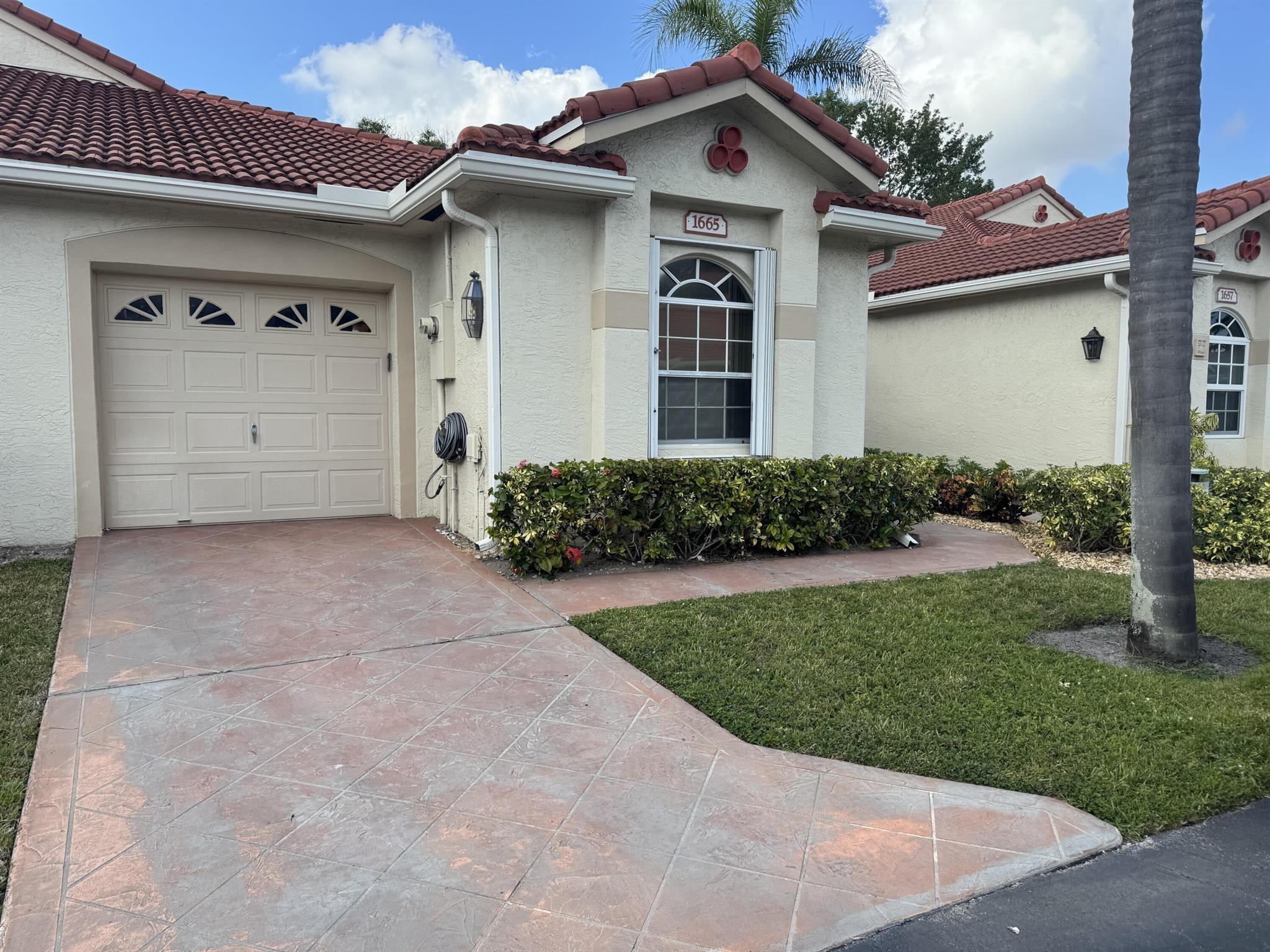 Wood Fern Dr, Boynton Beach, FL 33436