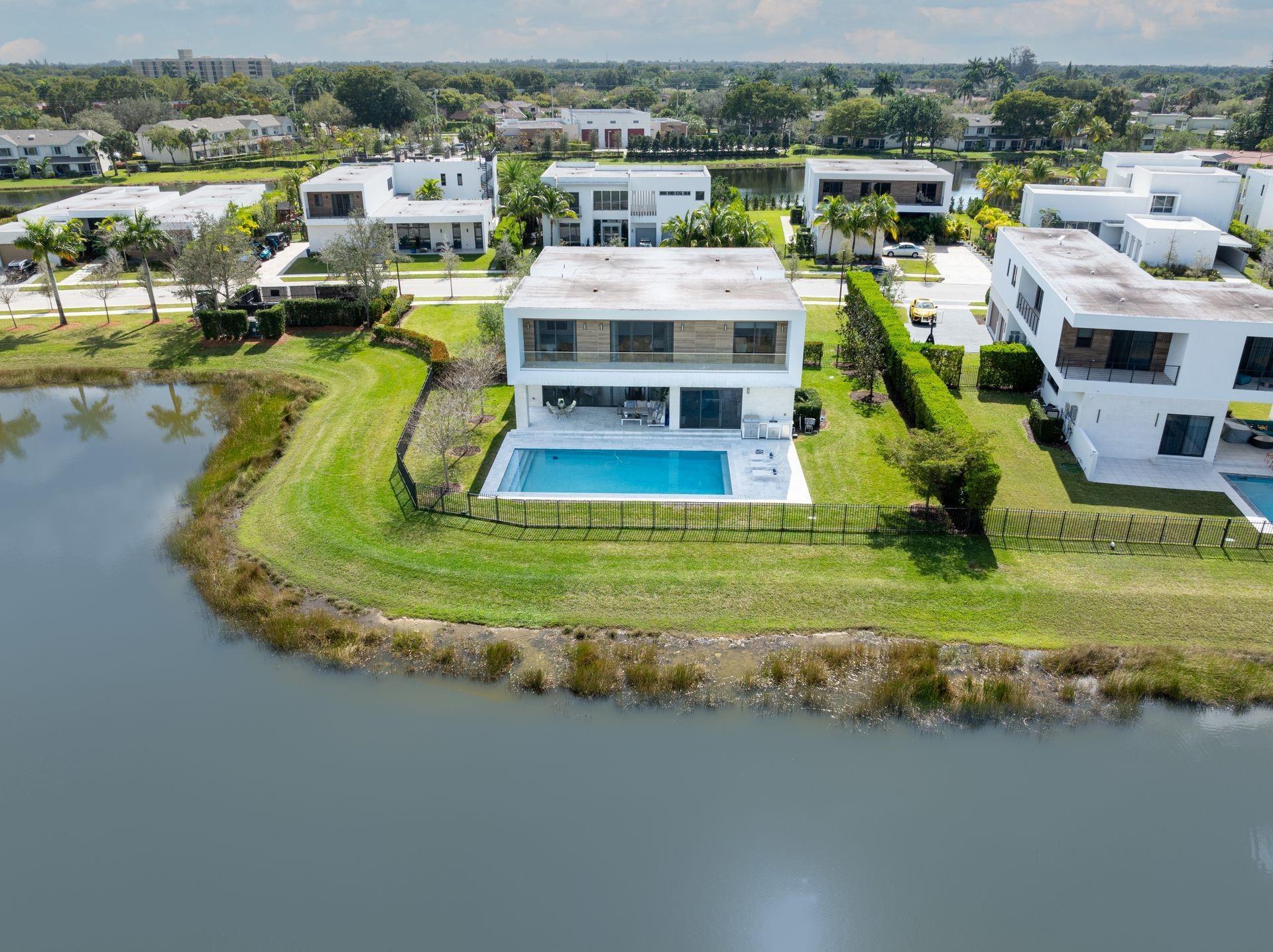 Botaniko Dr S, Weston, FL 33326