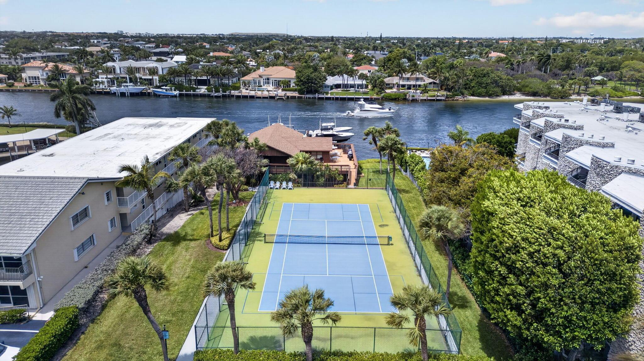Hillsboro Mile, Hillsboro Beach, FL 33062