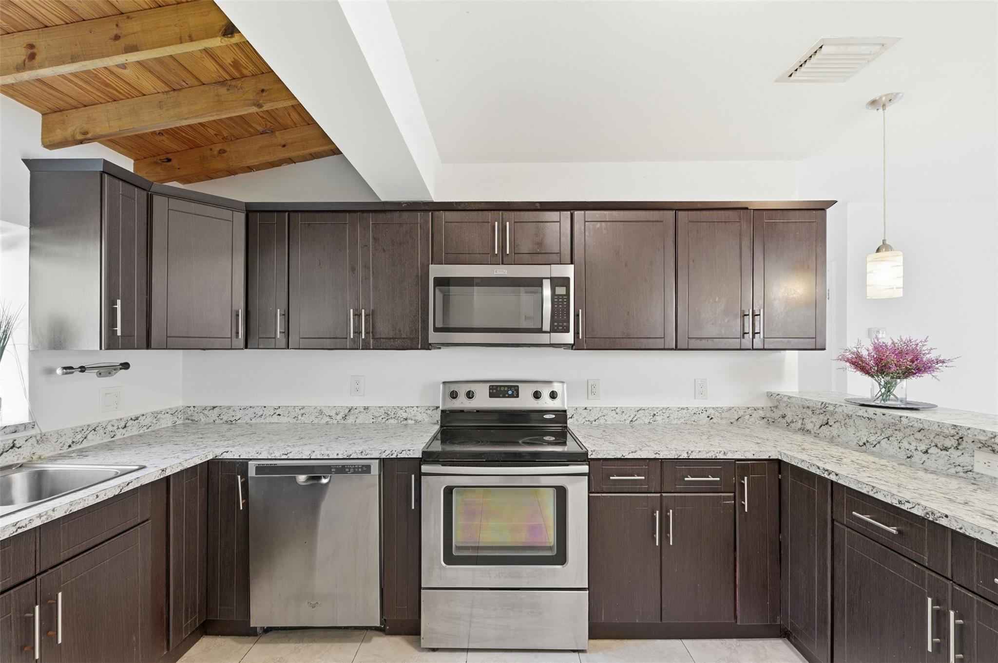Sw 5th Ct, Fort Lauderdale, FL 33312