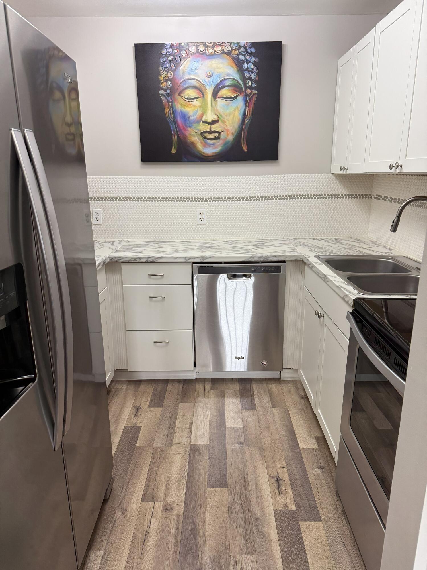 Lake Ave, Lake Worth Beach, FL 33460