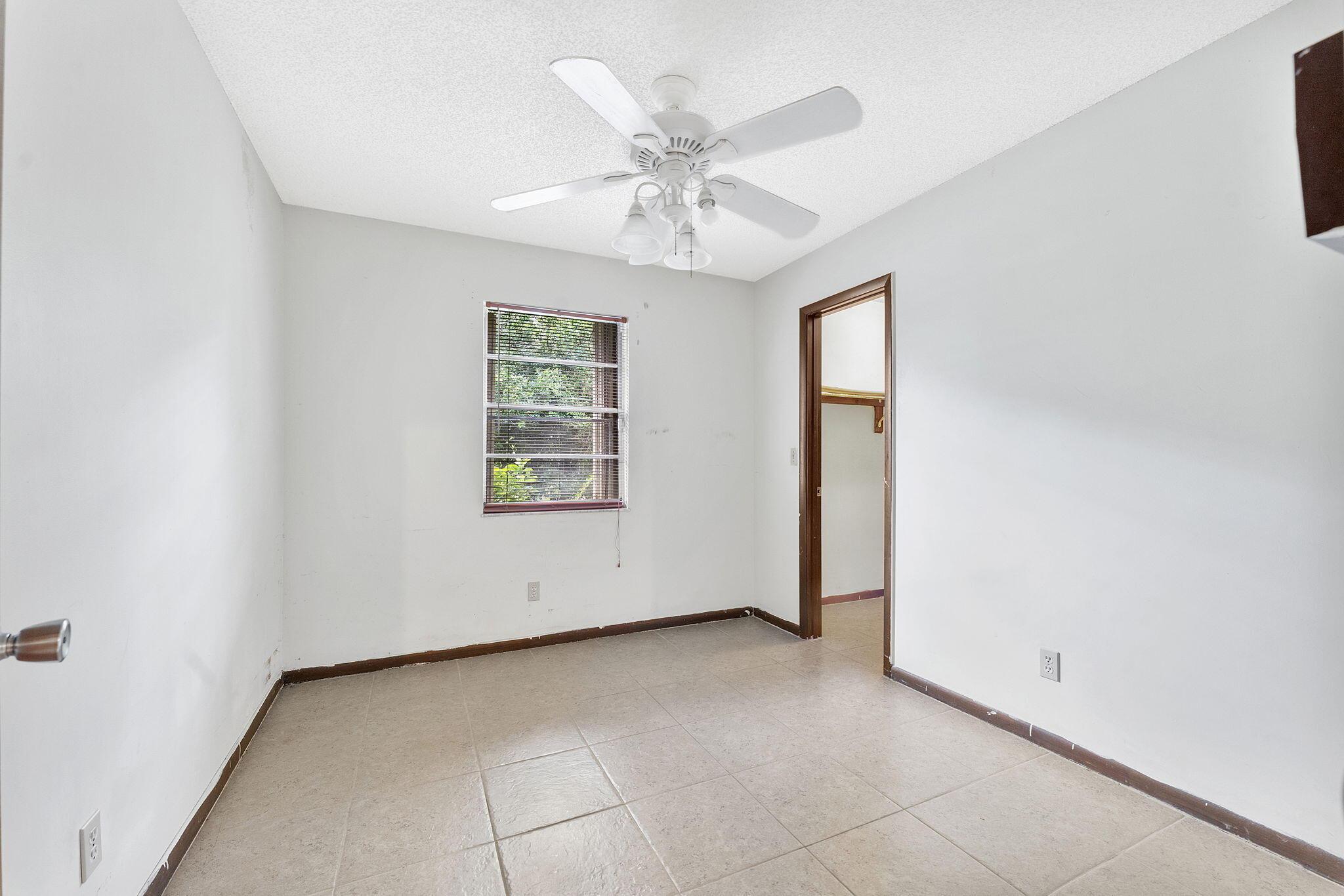 Sw Ray Ave, Port Saint Lucie, FL 34983